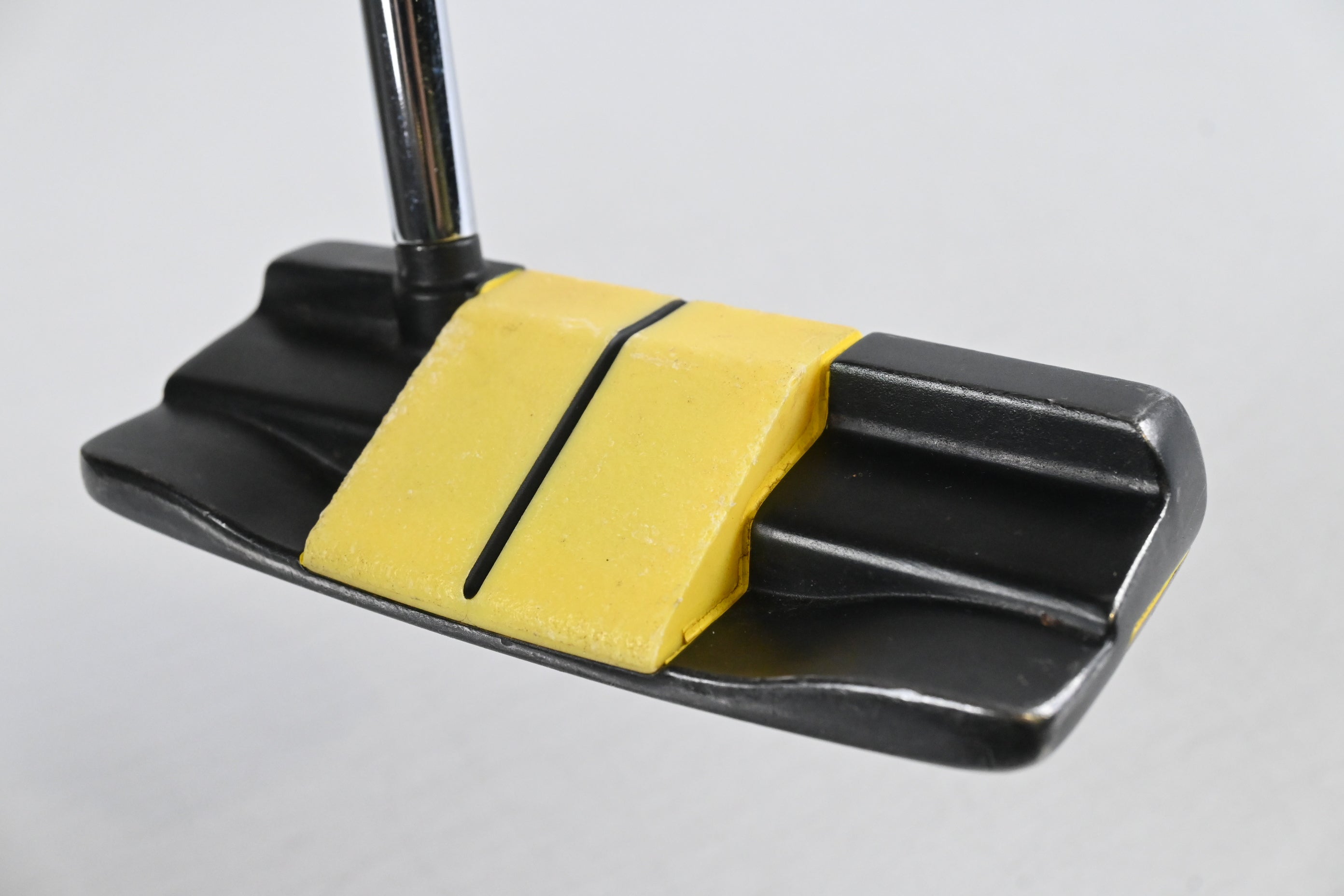 Yes! C-Groove Donna Putter / 34 Inch