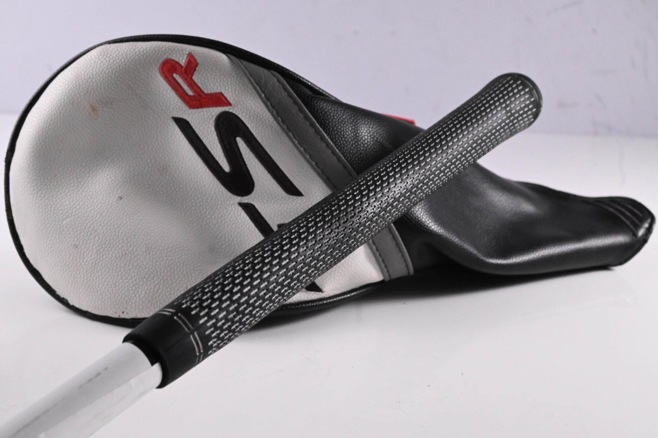Titleist TSR3 Driver / 9 Degree / Stiff Flex HZRDUS Smoke Black RDX 60 Shaft
