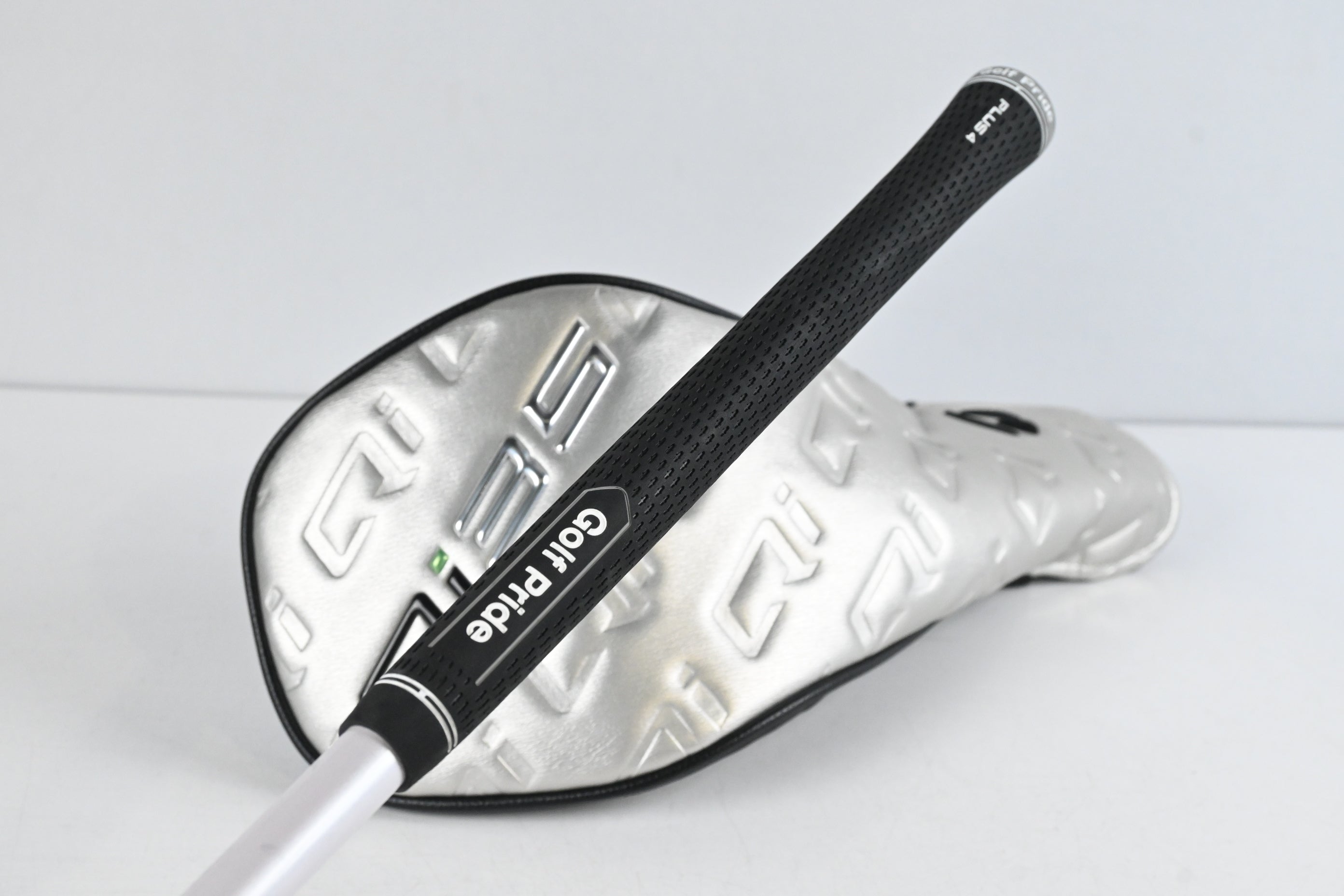 Taylormade Qi35 Max Driver / 12 Degree / Stiff Regular Flex Tour AD DI-6 Shaft