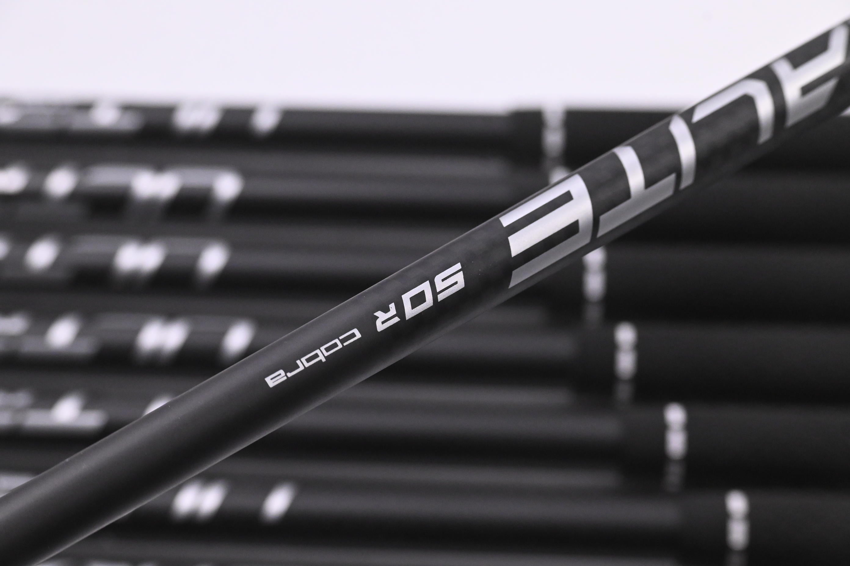 Cobra Air-X Irons / 5-PW+GW+SW / Regular Flex Cobra Ultra Lite 50 Shaft