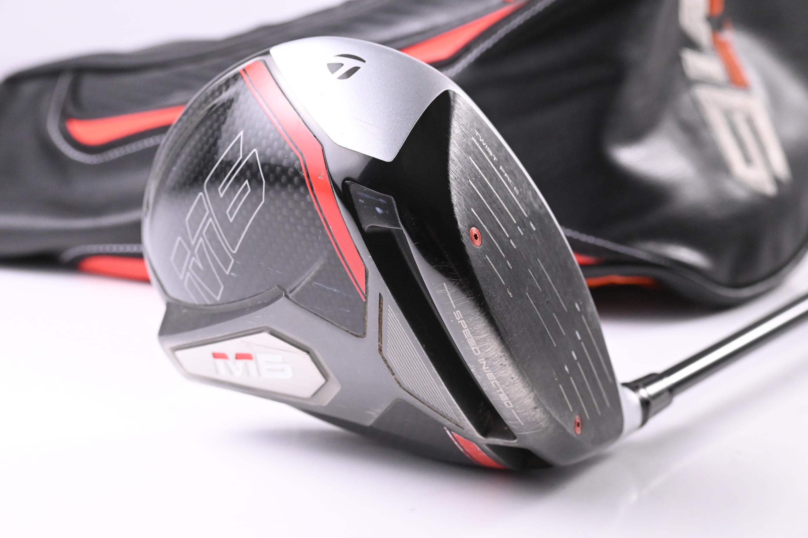 Taylormade M6 Driver / 10.5 Degree / Stiff Flex Fujikura Atmos Black 6 Shaft