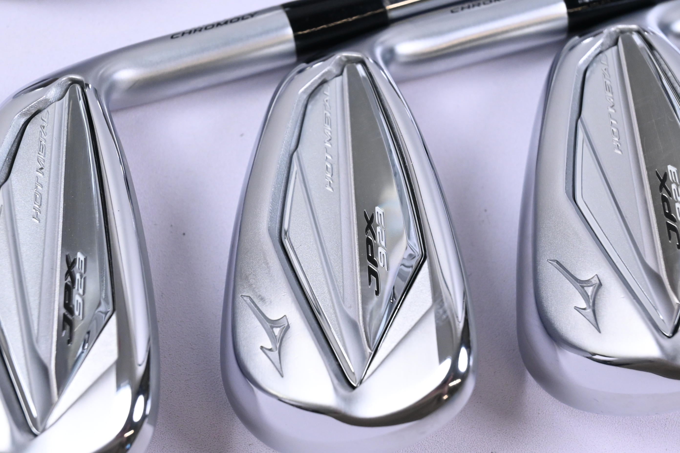 Mizuno JPX 923 Hot Metal Irons / 5-PW / Regular Flex Dynamic Gold 105 Shafts
