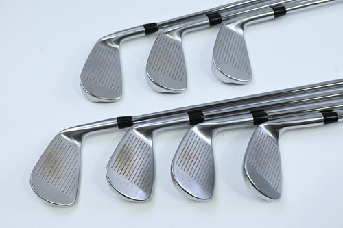Left Hand Titleist CB 620 Irons / 4-PW / Regular Plus Flex Project X LZ 115 Shafts
