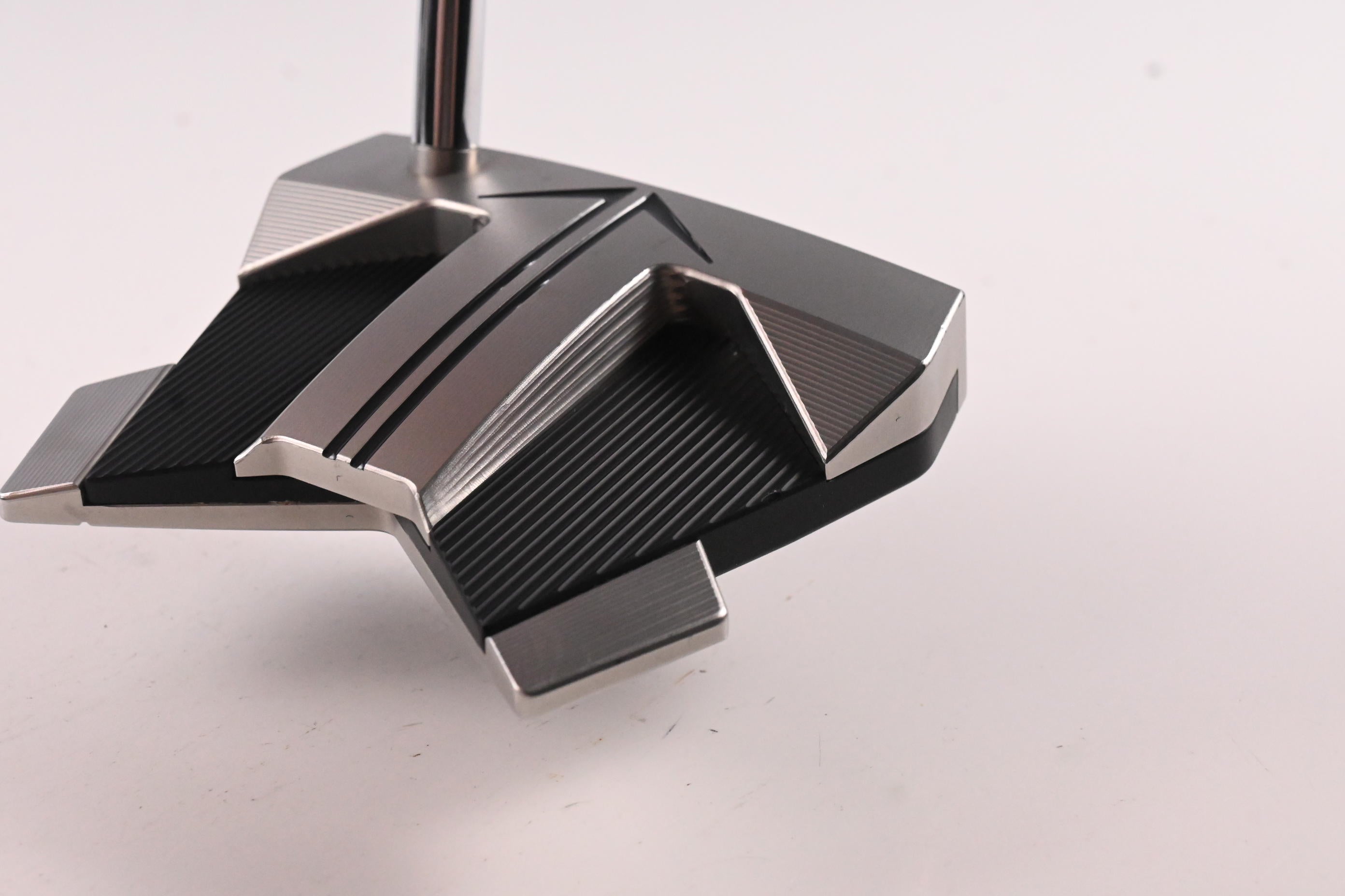 Scotty Cameron 2024 Phantom 11.5 Putter / 34 Inch