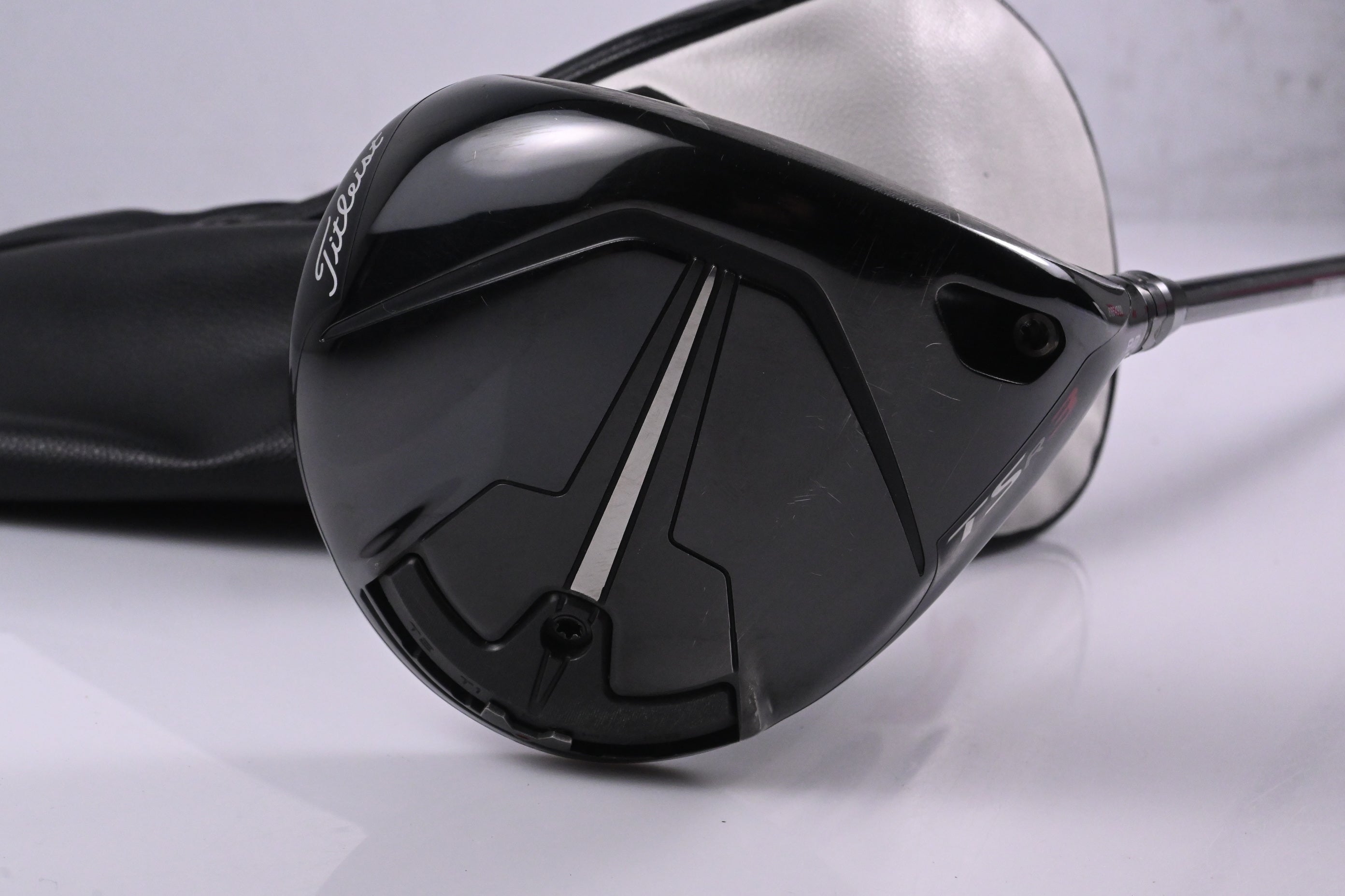 Titleist TSR3 Driver / 8 Degree / Regular Flex Tensei AV Blue 55 SFW Shaft