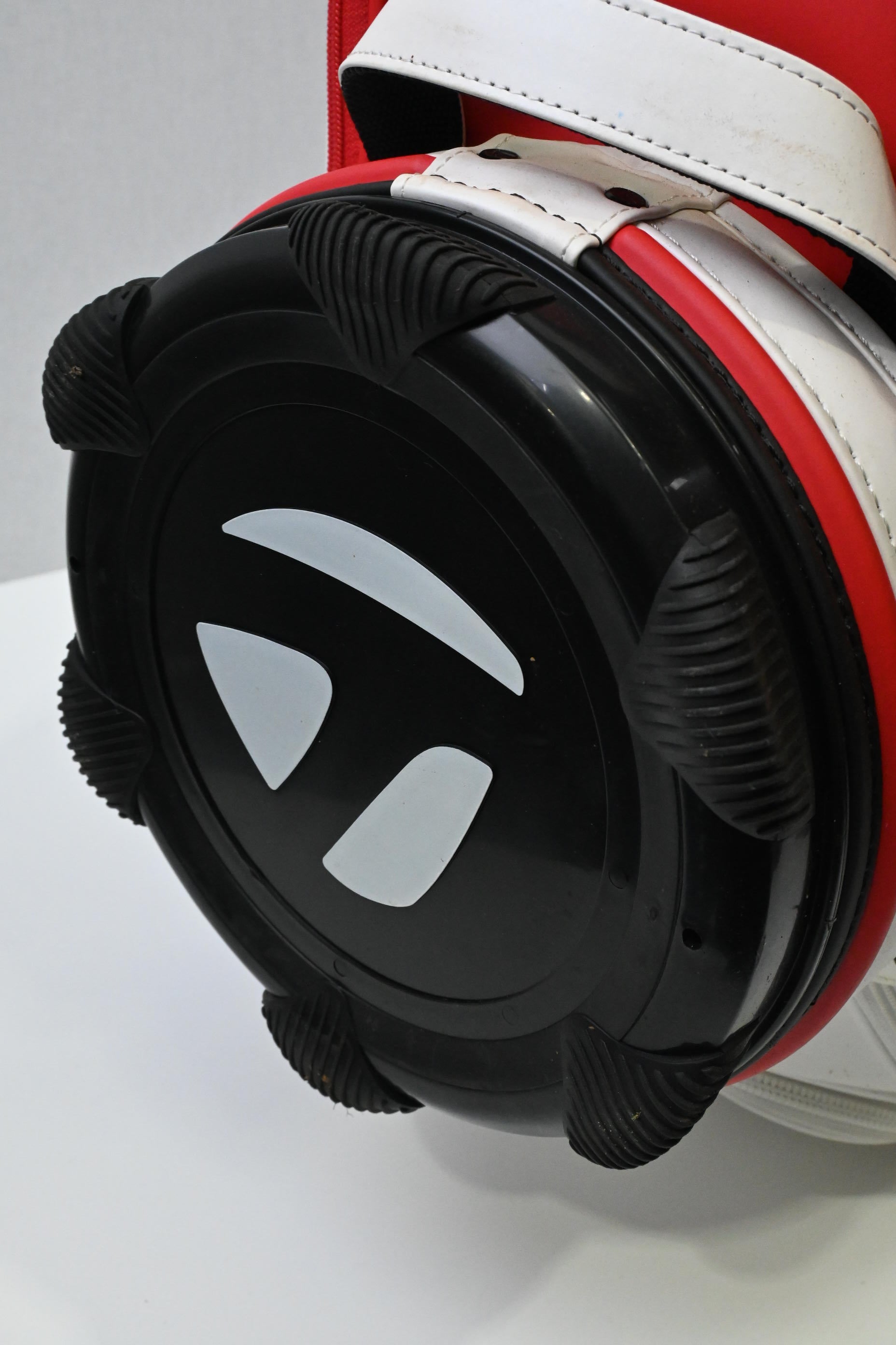 Taylormade Stealth 2 Tour Bag / 6-Way / White, Red, Black