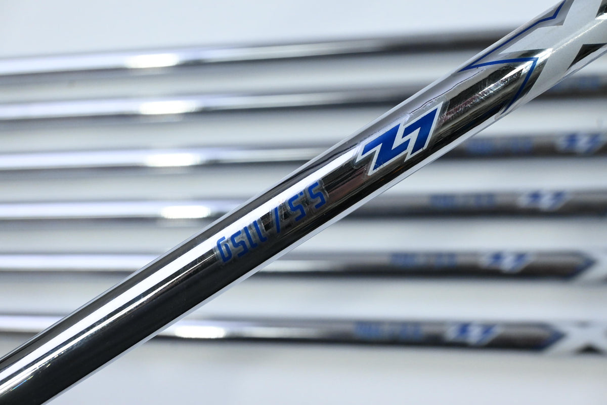 Left Hand Titleist CB 620 Irons / 4-PW / Regular Plus Flex Project X LZ 115 Shafts
