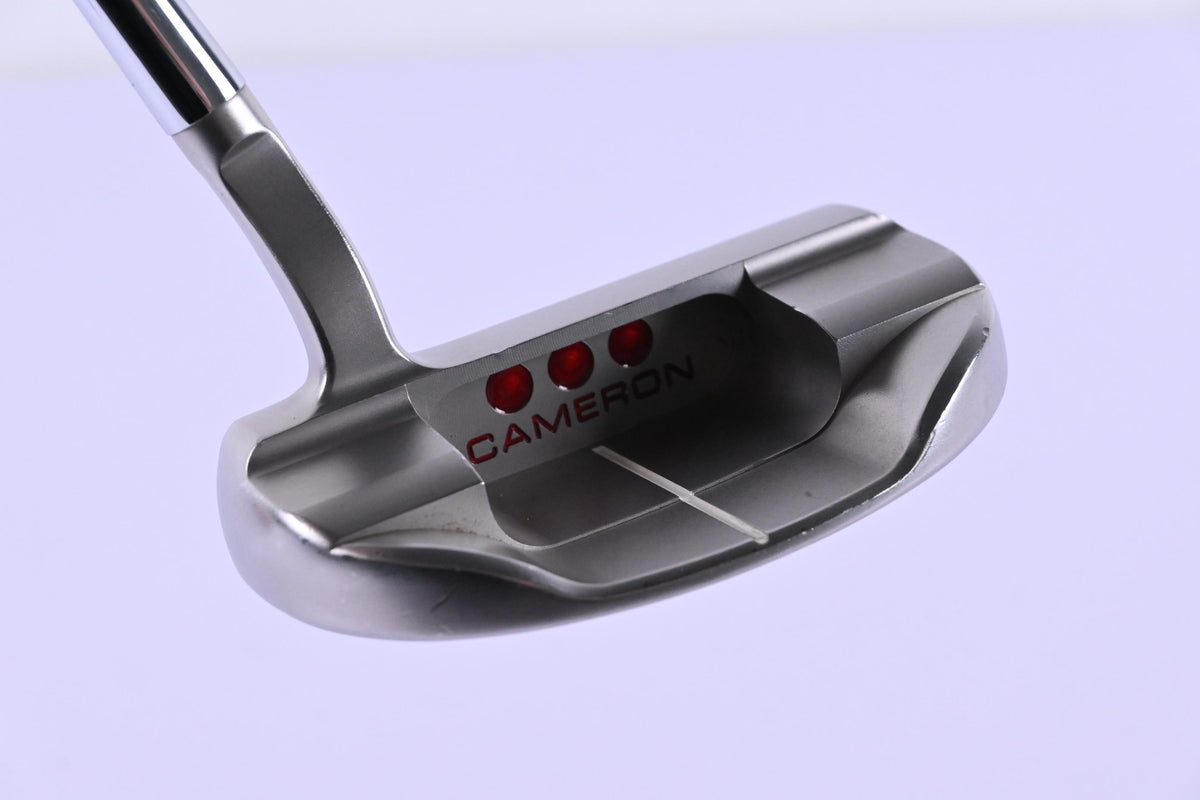 Scotty Cameron Studio Select Fastback 1.5 Putter / 33 Inch