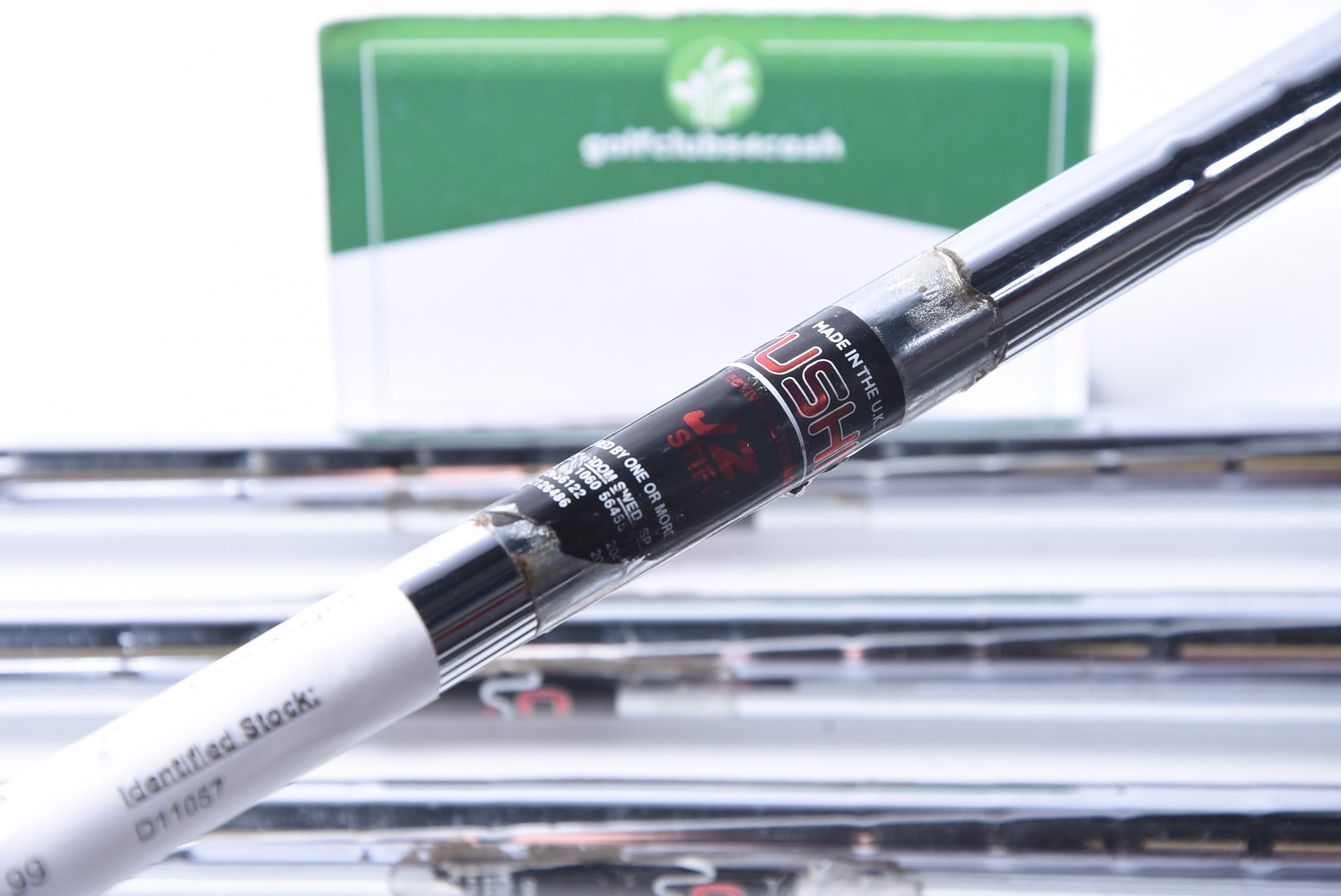 Ping Eye 2+ BeCu Irons / 3-PW+SW / Black Dot / Stiff Flex Ping JZ Red Shafts