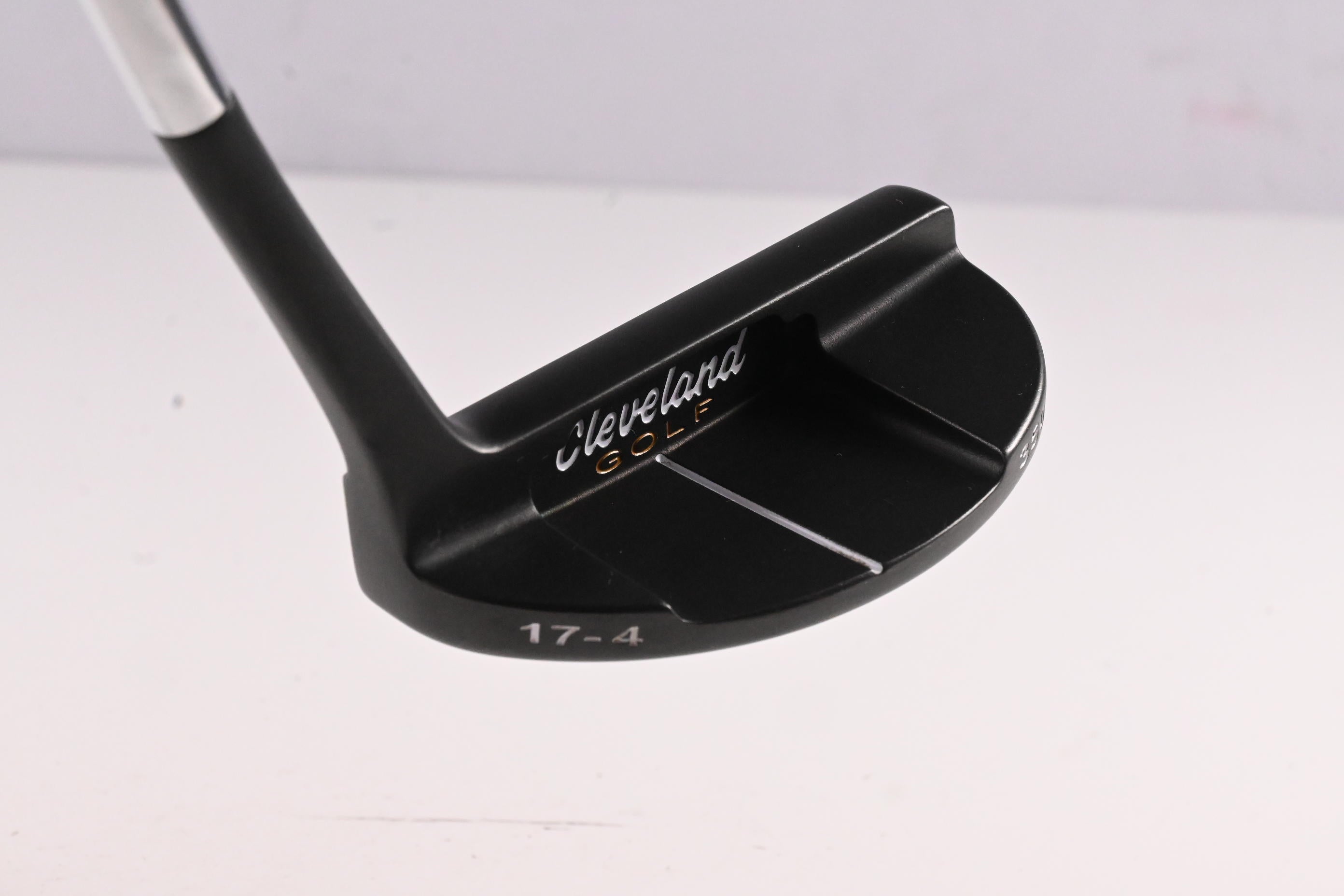 Cleveland Classic Black #2 Putter / 35 Inch