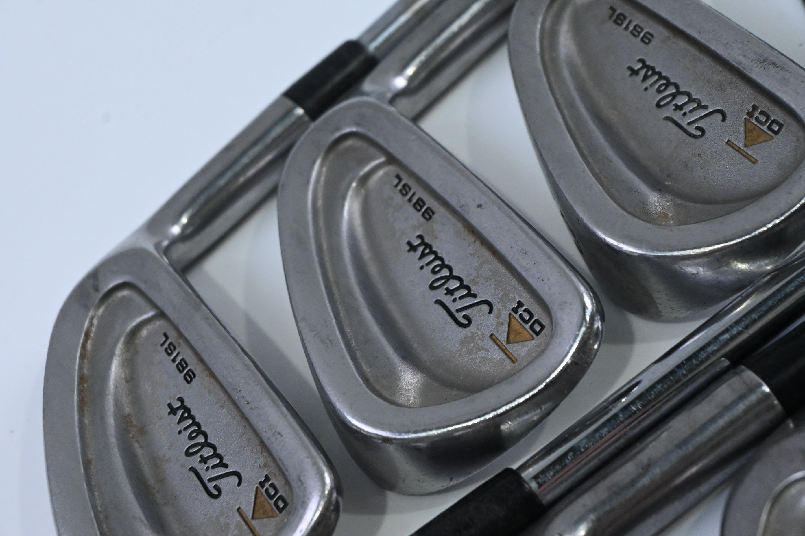 Titleist DCI 981 SL Irons / 3-PW+SW / Regular Flex Release Shafts
