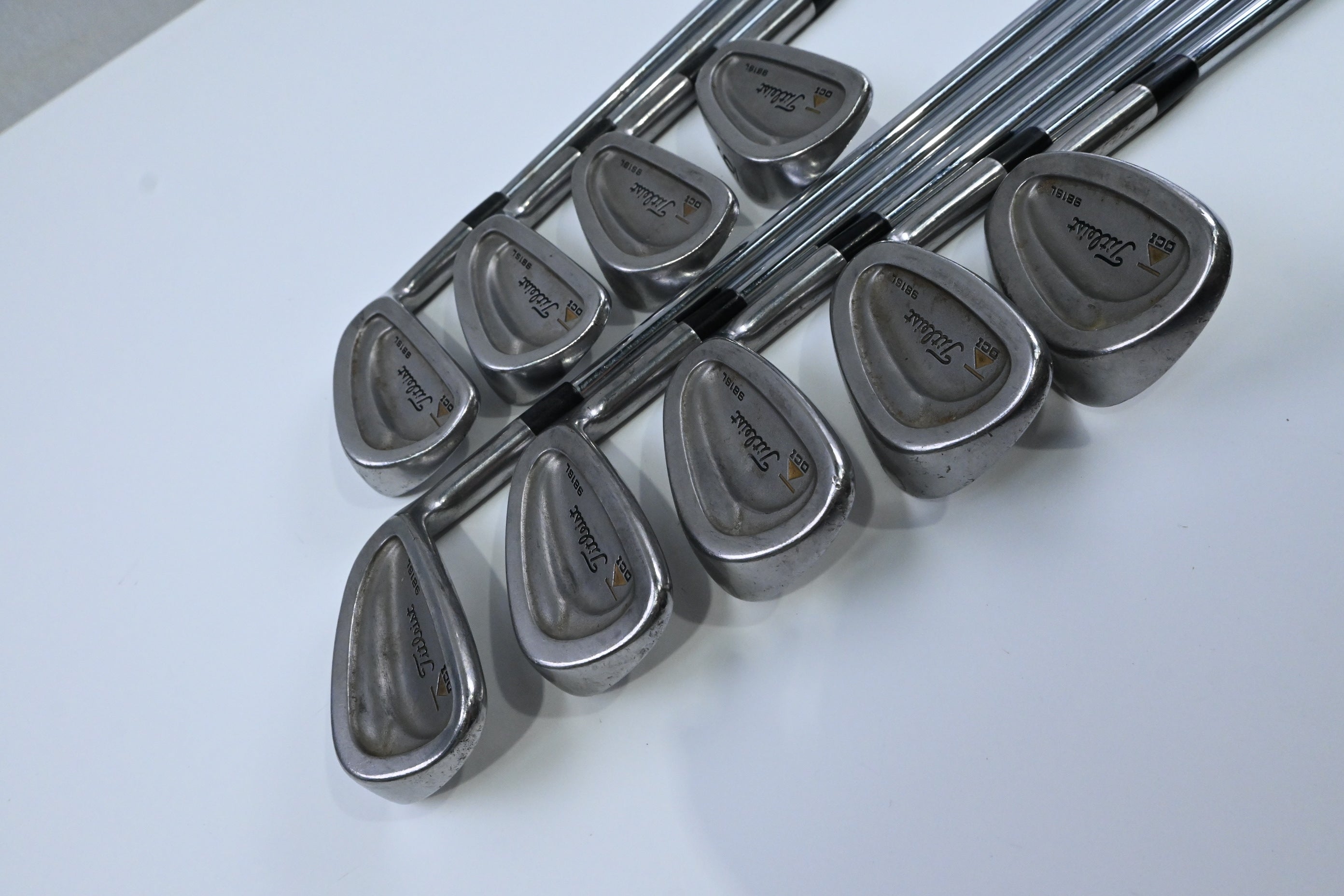 Titleist DCI 981 SL Irons / 3-PW+SW / Regular Flex Release Shafts
