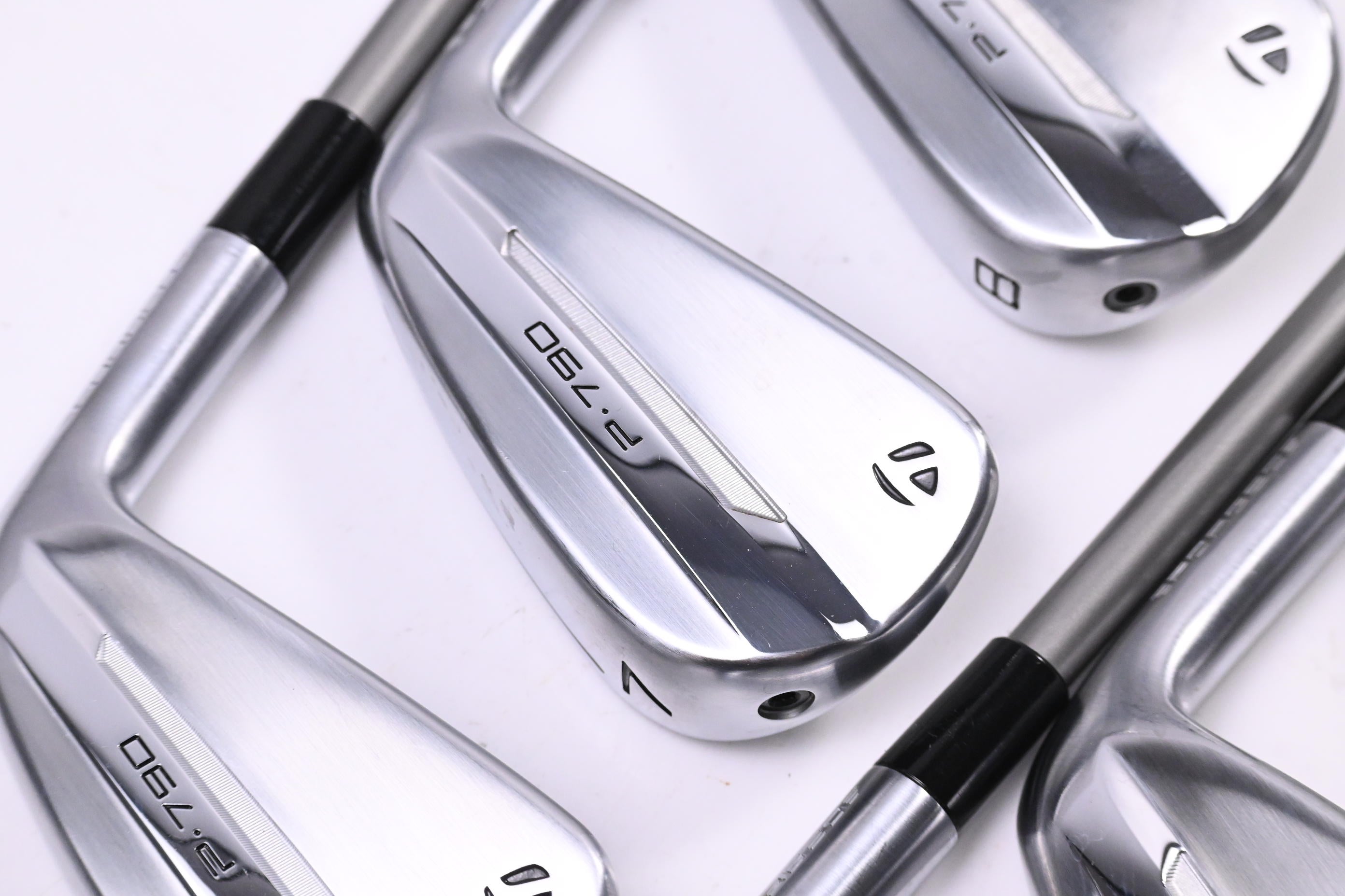 Taylormade P790 2025 Irons / 6-PW+GW / Regular Flex Speeder NX TCS 50 Shaft