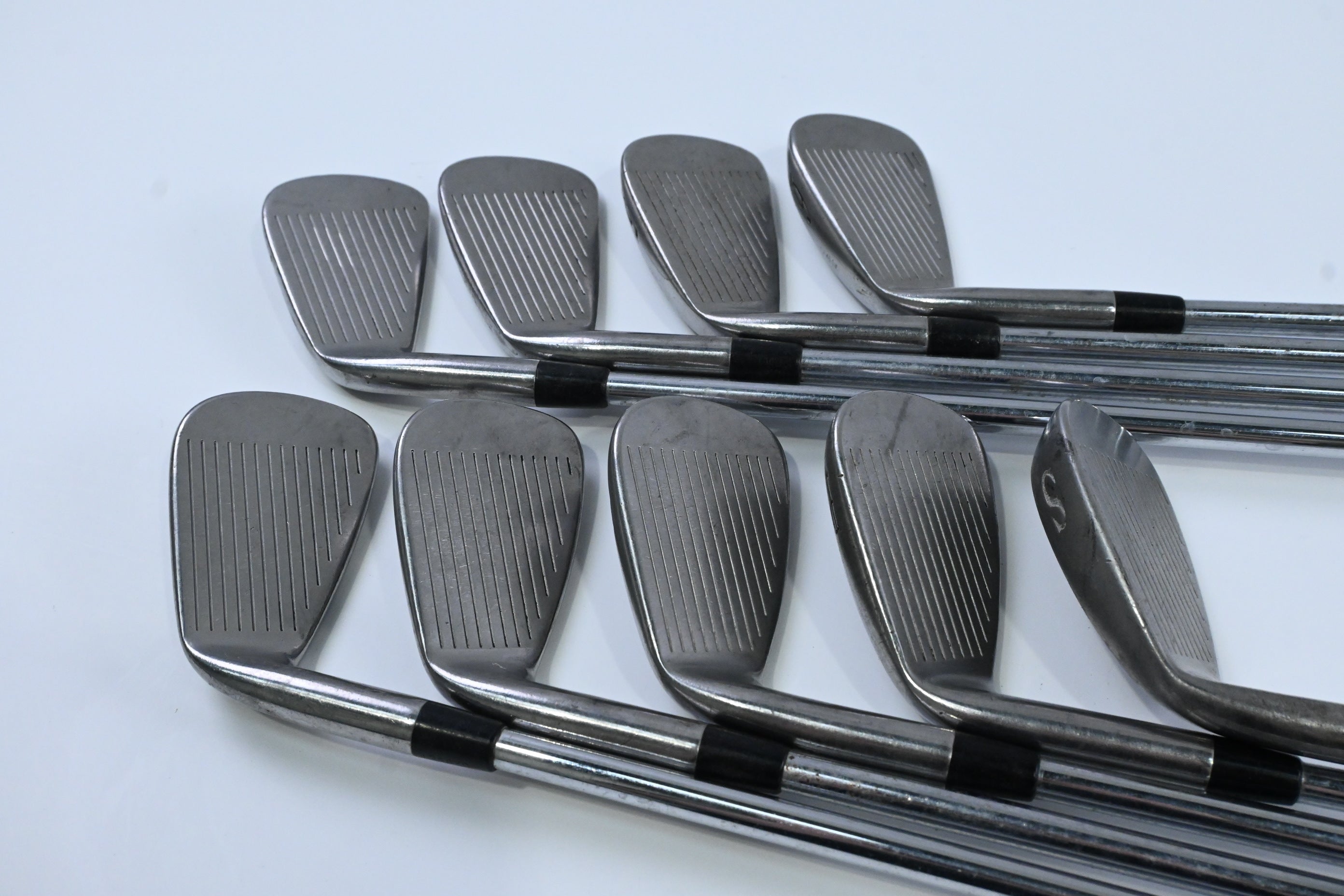 Titleist DCI 981 SL Irons / 3-PW+SW / Regular Flex Release Shafts