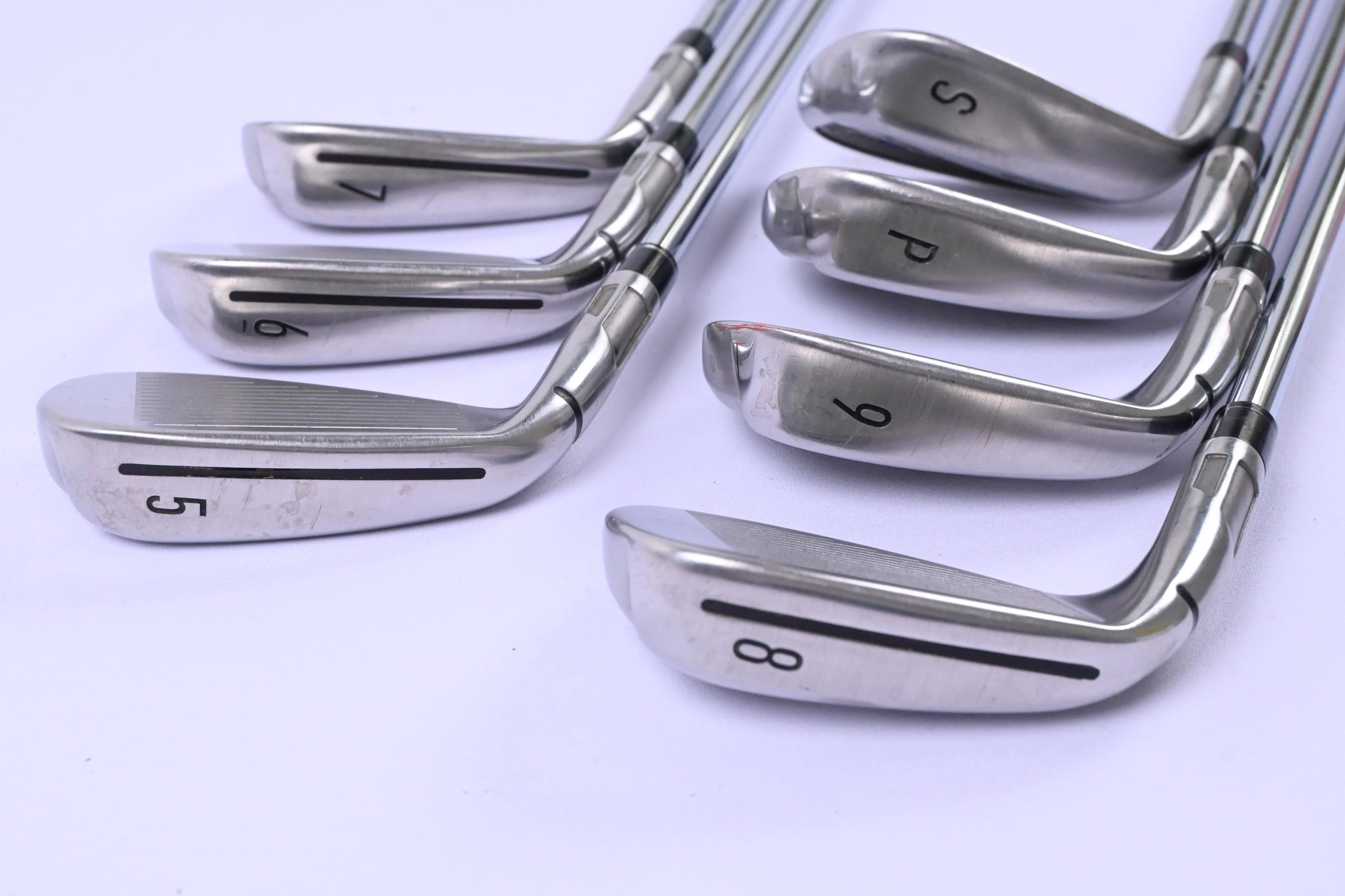 Taylormade SIM2 Max Irons / 5-PW+SW / Regular Flex KBS Max MT 85 Shafts