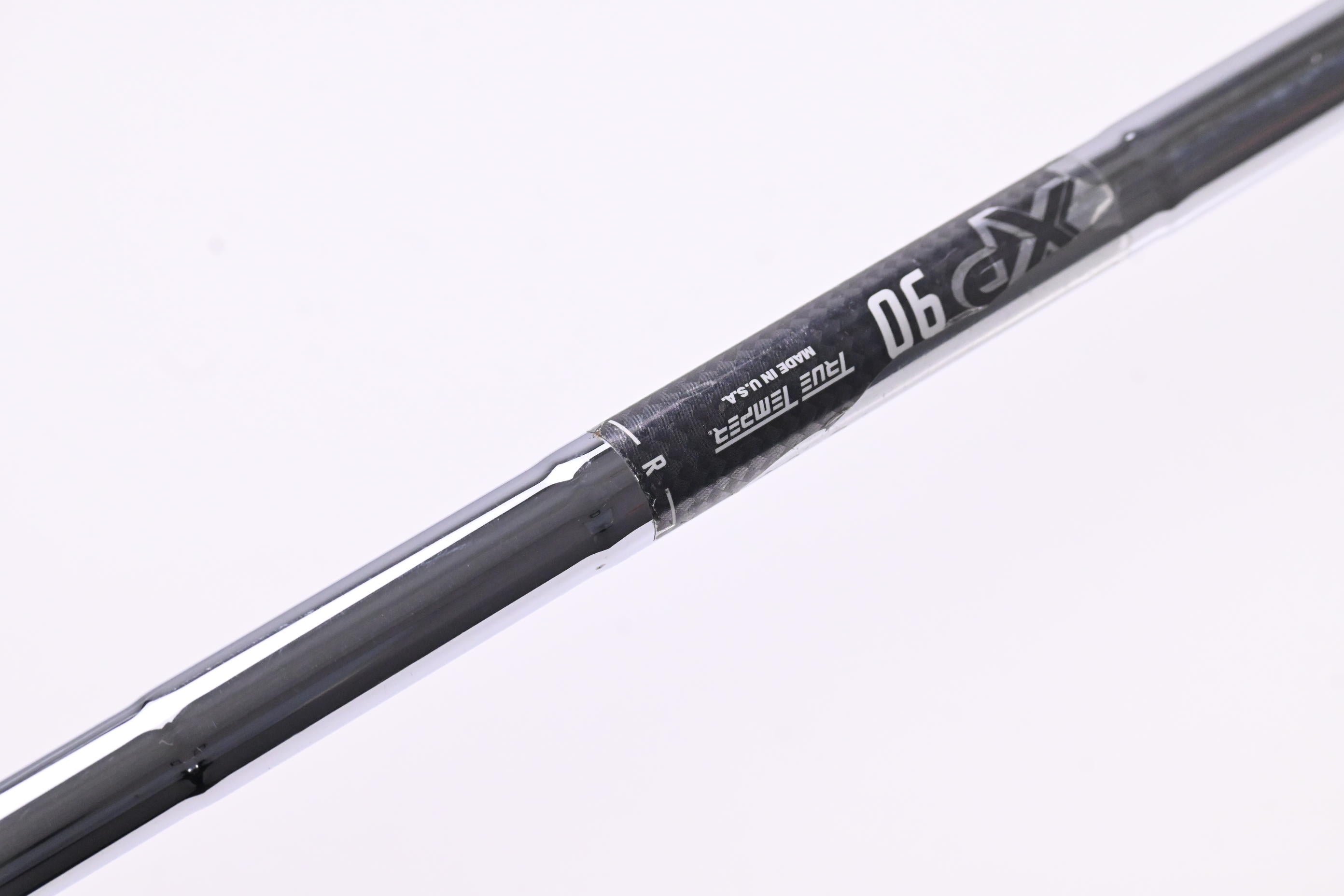 Cobra King F8 #4 Iron / 19.5 Degree / Regular Flex XP 90 Shafts