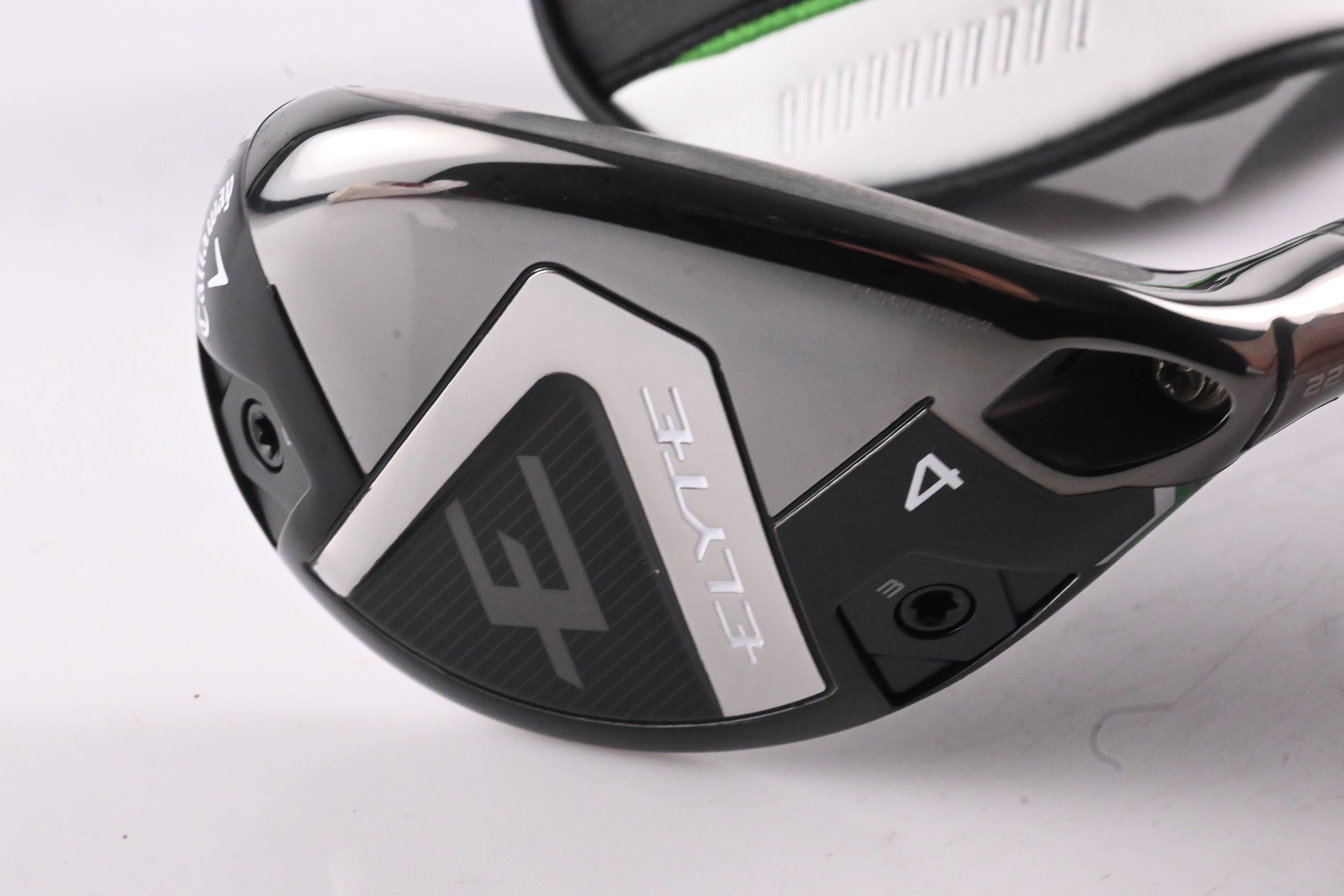 Callaway Elyte #4 Hybrid / 22 Degree / Regular Flex Denali Charcoal 60 Shaft