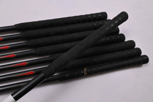 Titleist DCI 981 Irons / 3-PW / Regular Flex Titleist Select Shafts