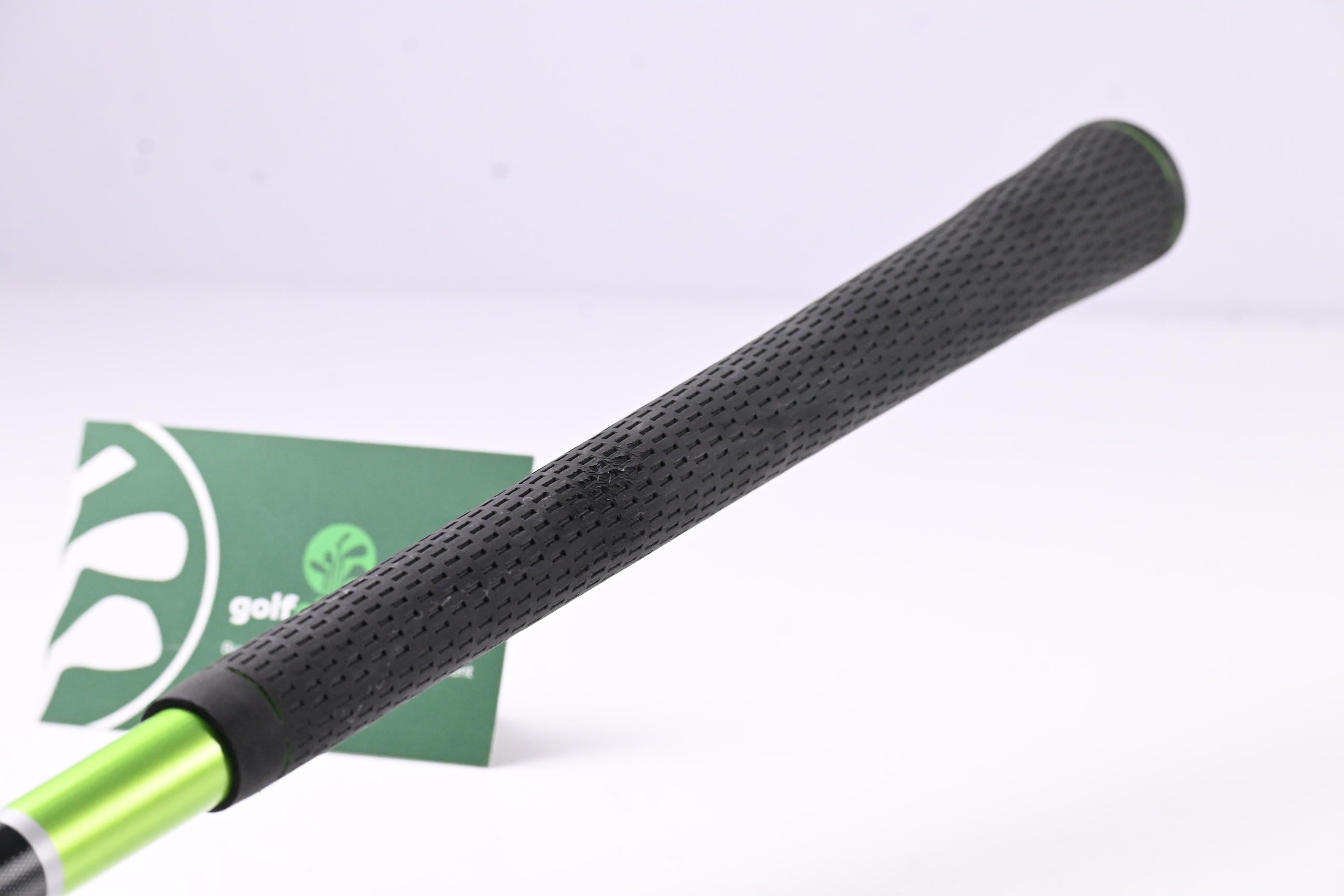 Taylormade R9 Superdeep Driver / 8.5 Degree / Stiff Flex Taylormade RBZ Xcon-6