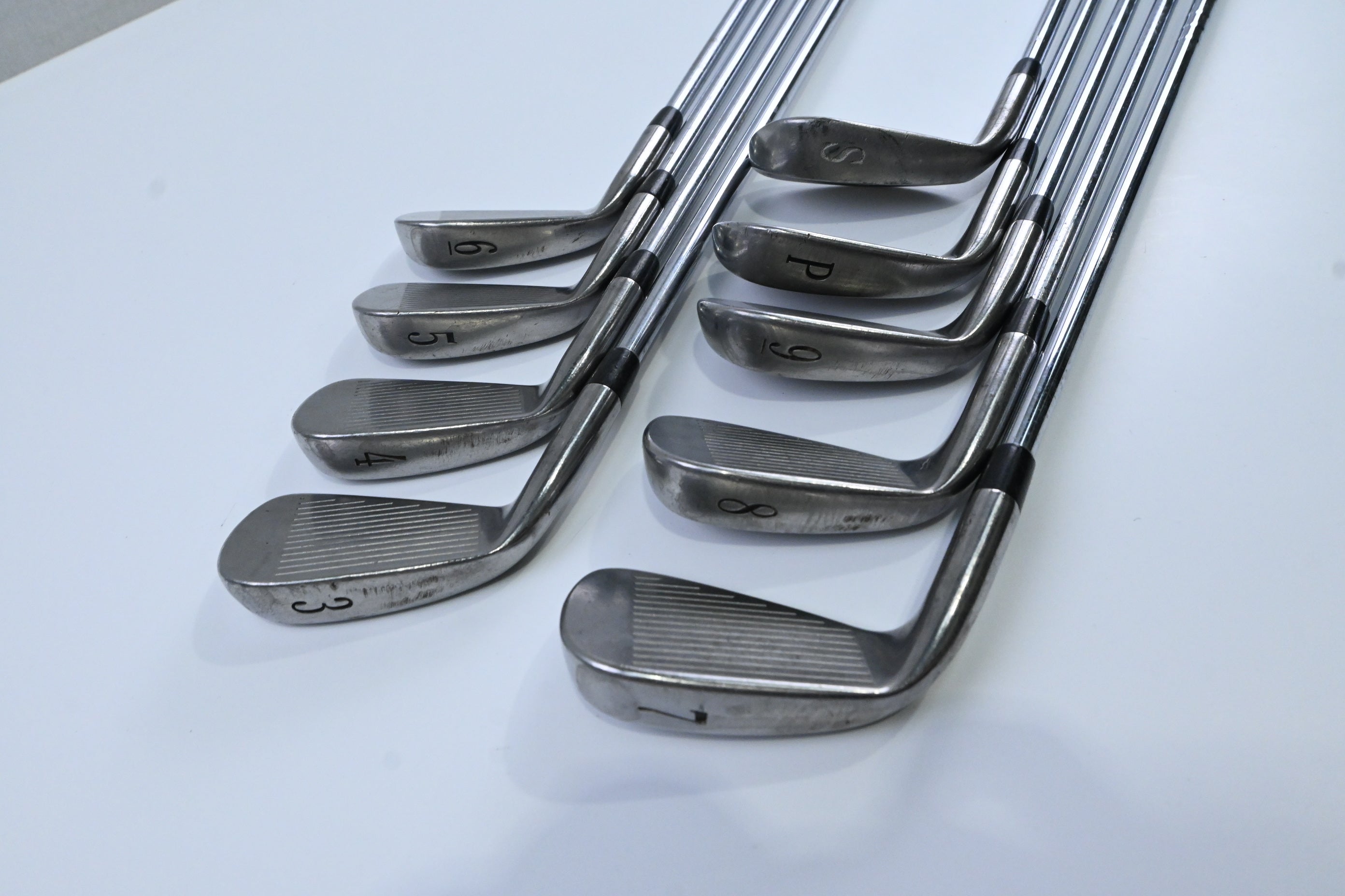 Titleist DCI 981 SL Irons / 3-PW+SW / Regular Flex Release Shafts