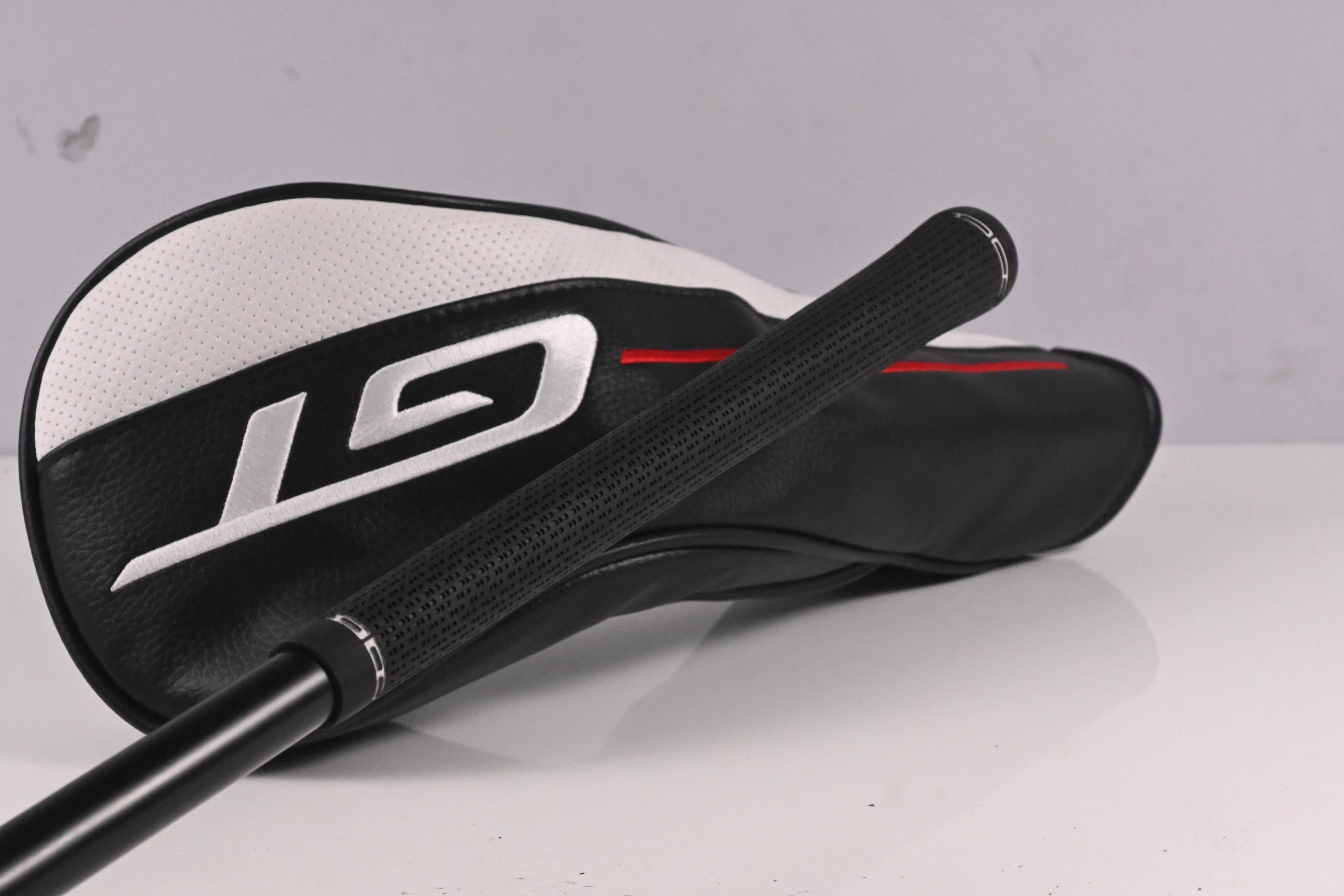 Titleist GT3 Driver / 9 Degree / Stiff Flex HZRDUS Gen5 Black 60 Shaft