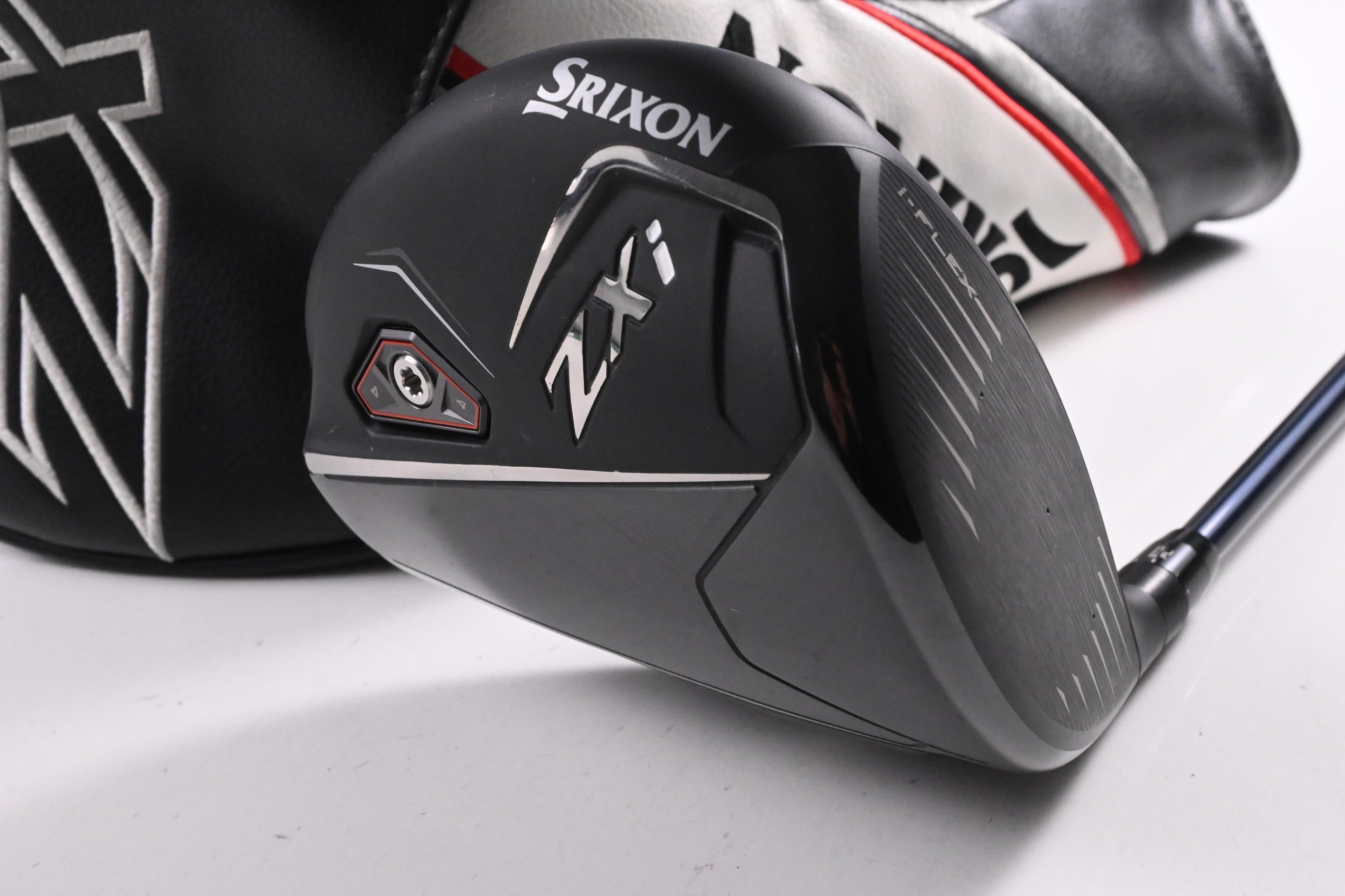 Srixon ZXi Driver / 10.5 Degree / Stiff Flex Fujikura Ventus TR Blue 6 Shaft