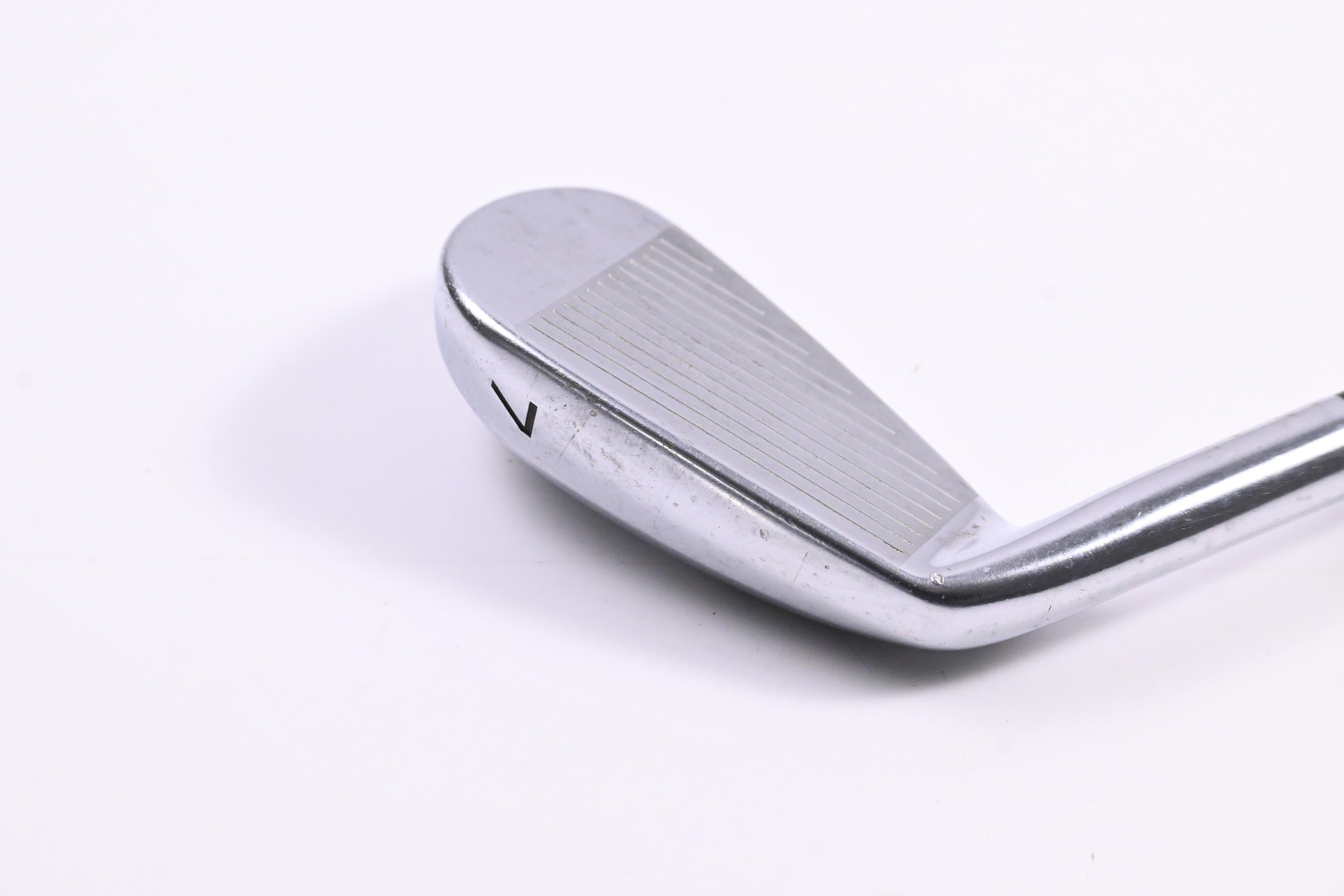 Mizuno JPX 800 #7 Iron / 32 Degree / Regular Flex Dynamic Gold XP R300 Shaft