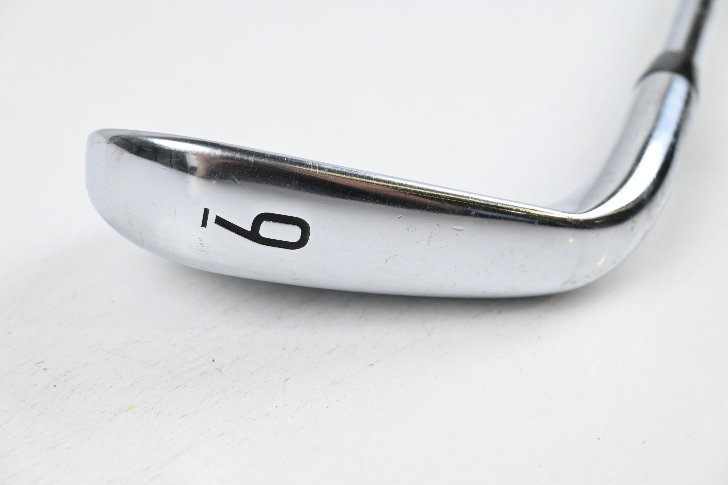 Titleist T300 2019 #9 Iron / Regular Flex AMT Red R300 Steel Shaft