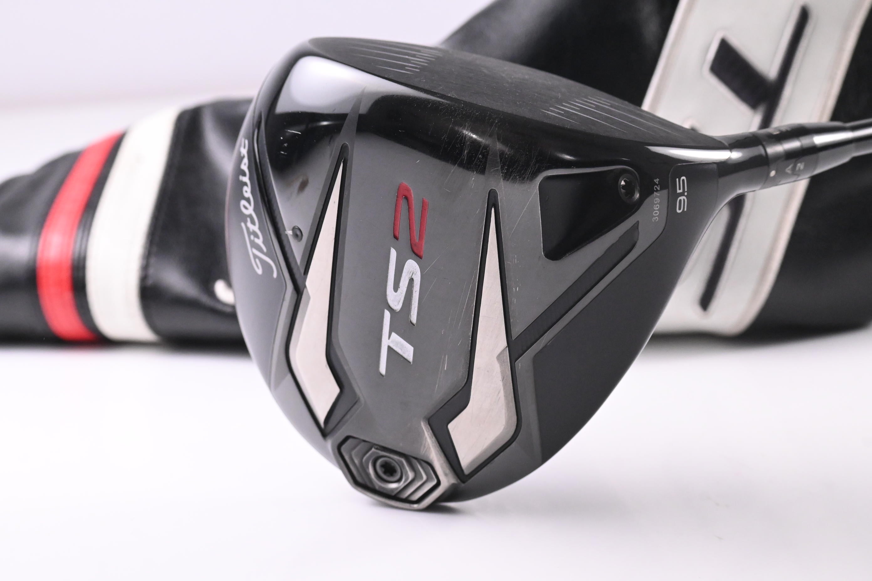 Titleist TS2 Driver / 9.5 Degree / Stiff Flex Tensei AV Raw Blue 55 Shaft