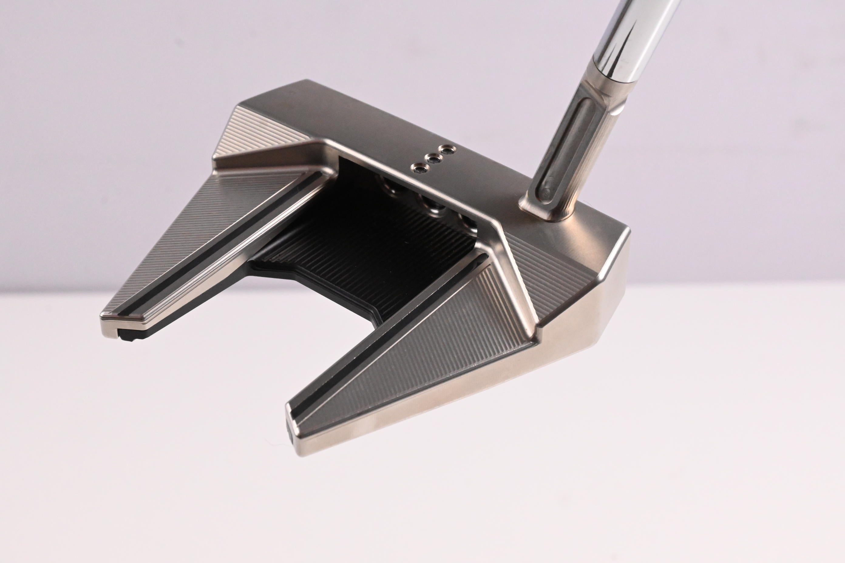 Left Hand Scotty Cameron Phantom 7 2024 Putter / 34 Inch
