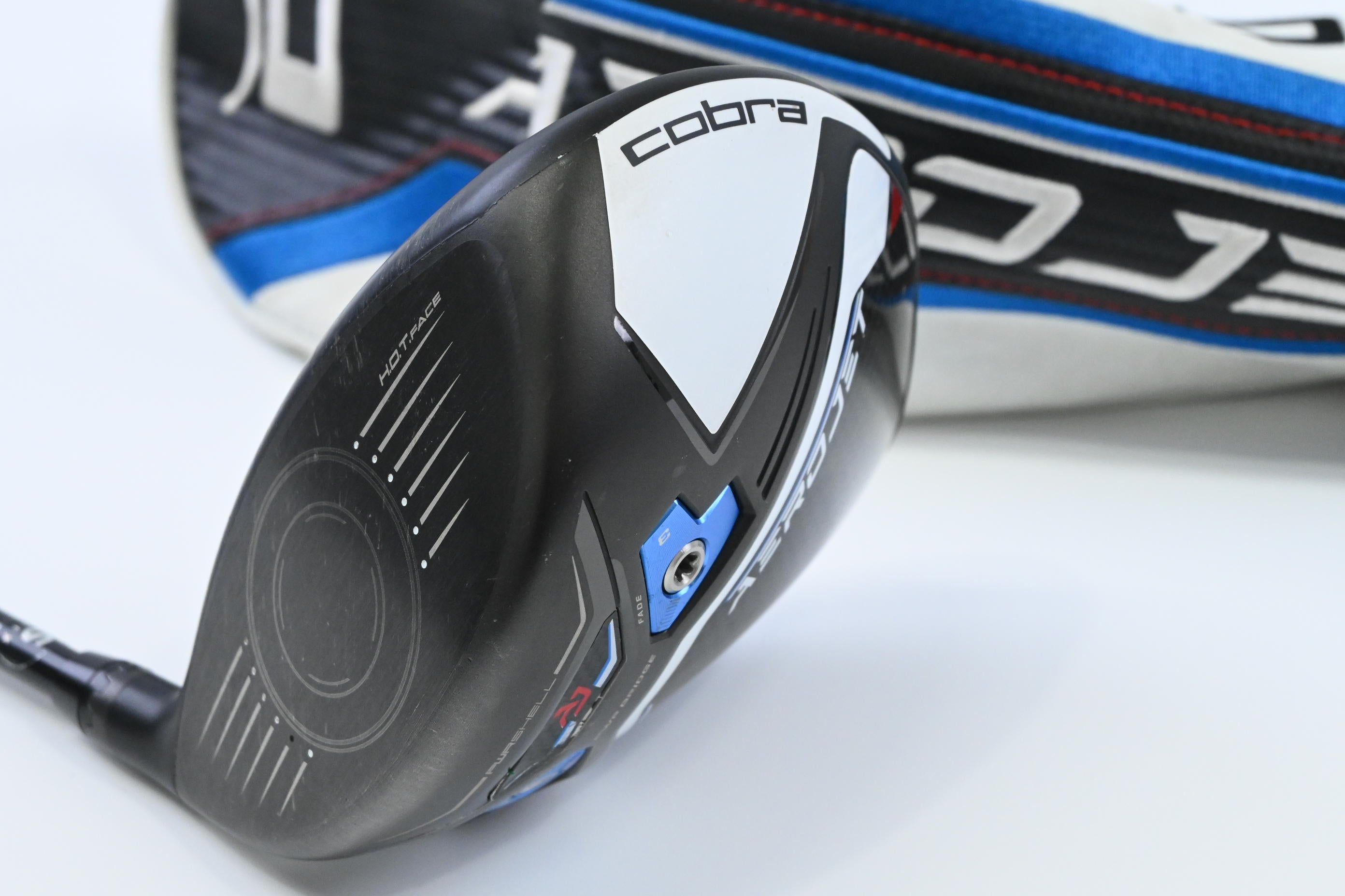 Left Hand Cobra Aerojet LS Driver / 10.5 Degree / Stiff Flex Kai'li White 60