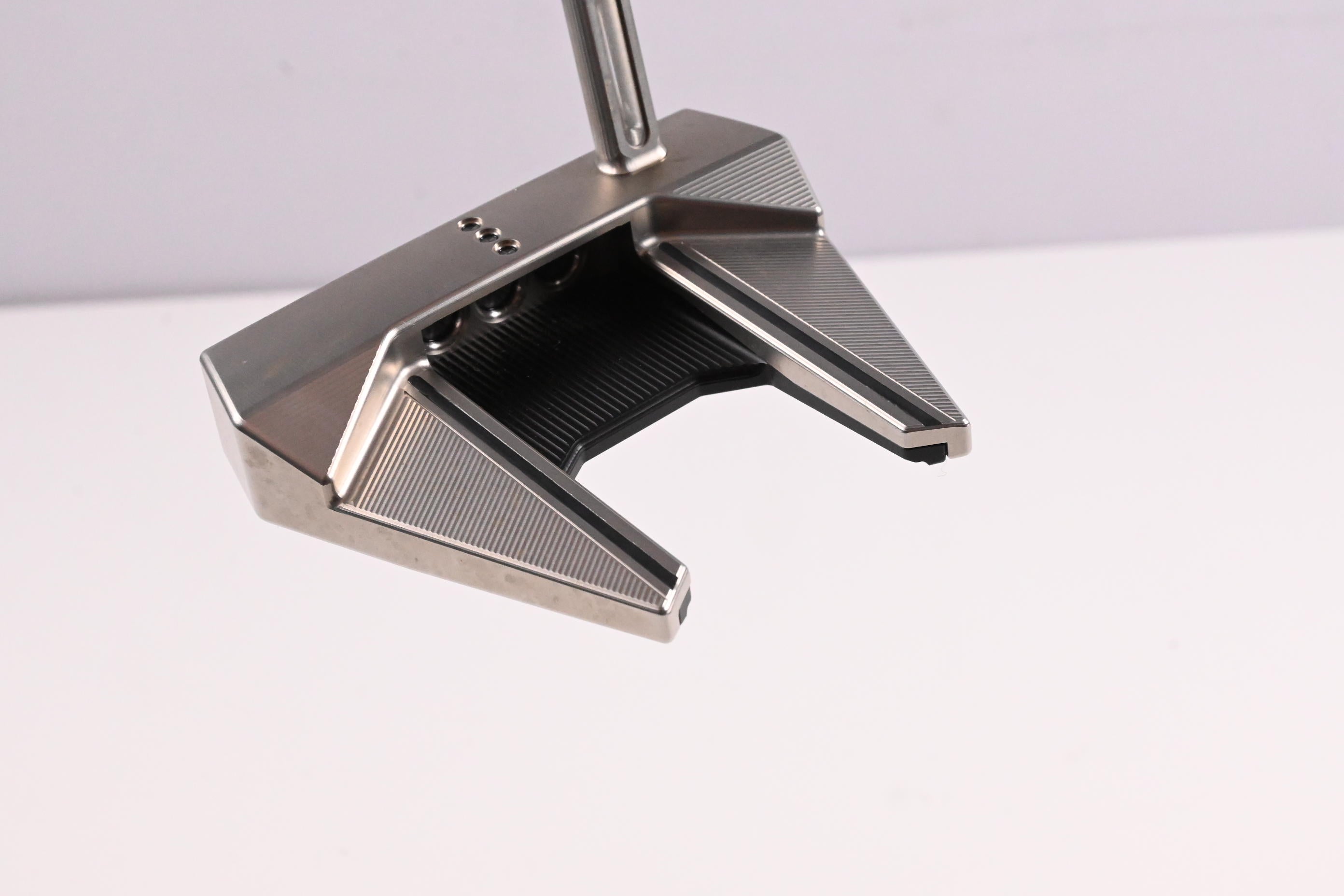 Left Hand Scotty Cameron Phantom 7 2024 Putter / 34 Inch