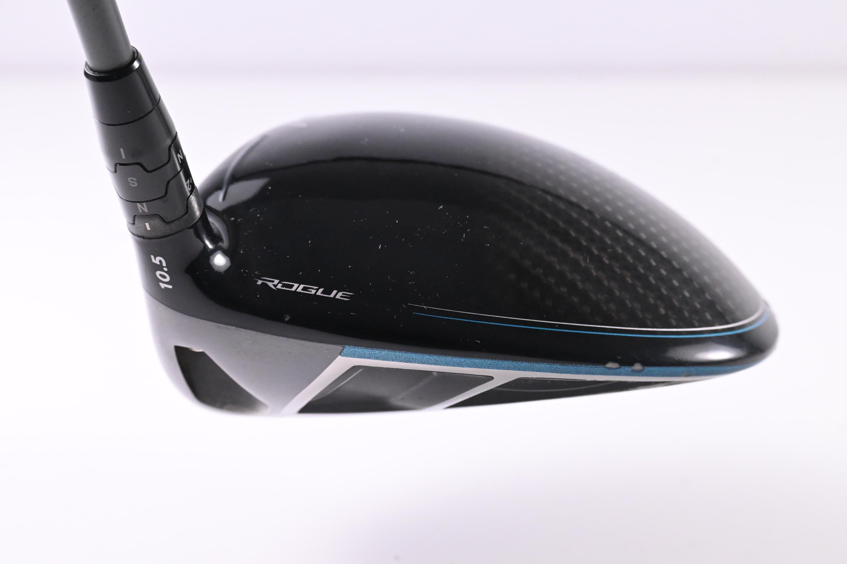 Callaway Rogue Driver / 10.5 Degree / Regular Flex HZRDUS Smoke Black 60 Shaft