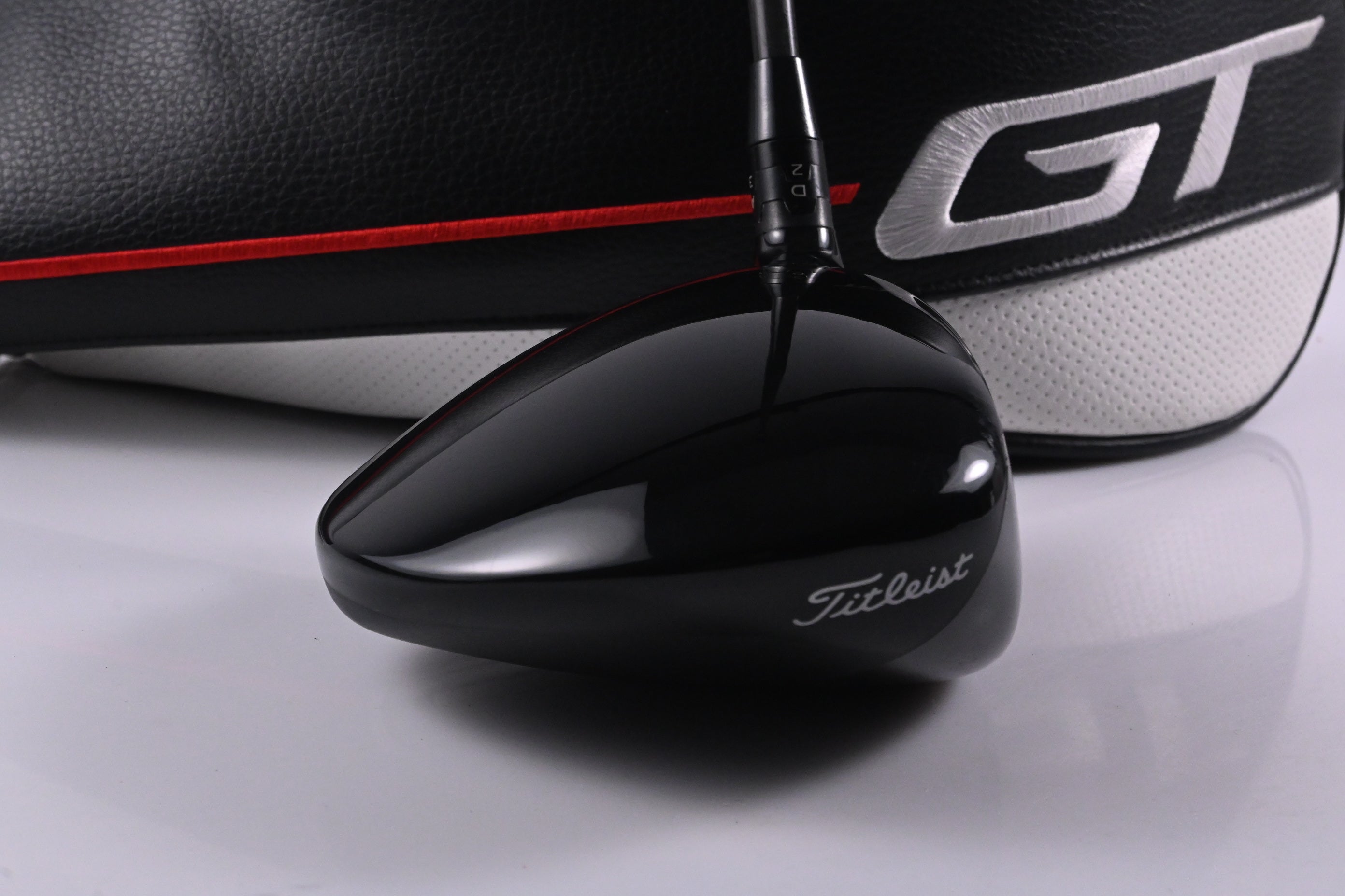 Titleist GT3 Driver / 8 Degree / Stiff Flex Accra Concept CS1 80 Shaft