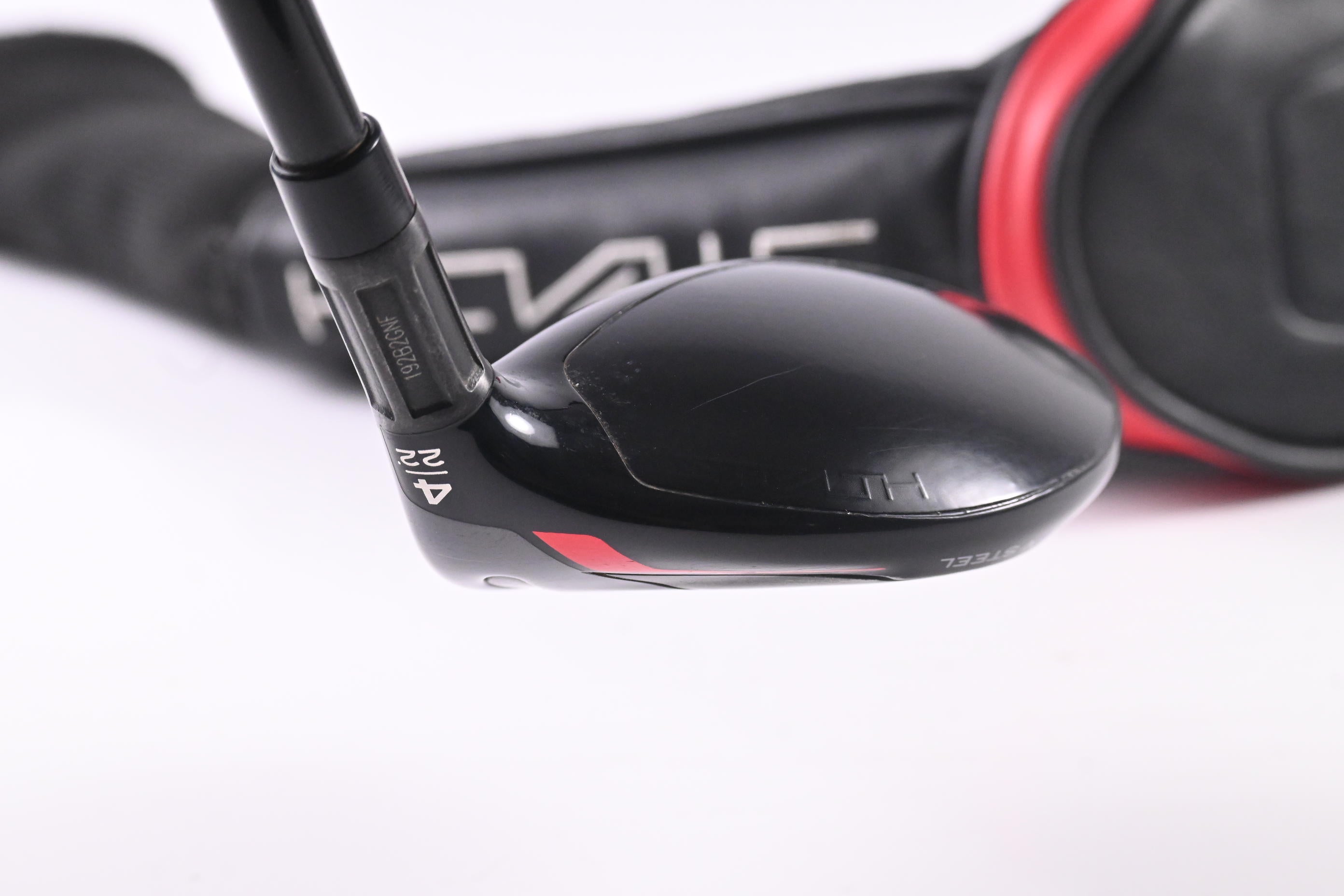 Taylormade Stealth #4 Hybrid / 22 Degree / Regular Flex Fujikura Ventus Red 6