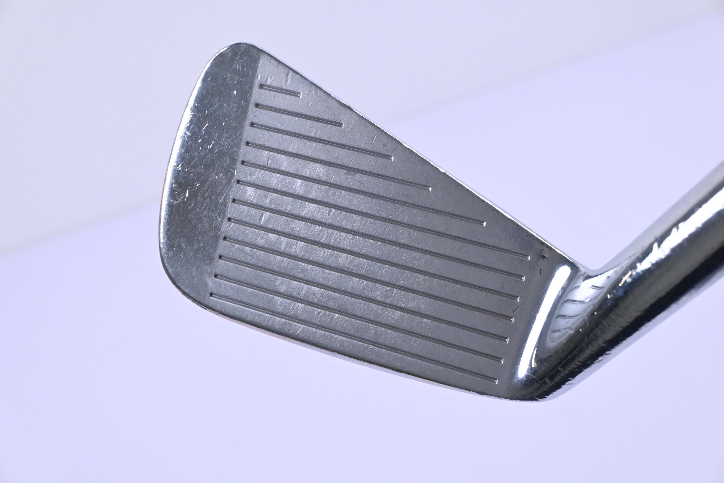 Wilson FG-49 #4 Iron / 28 Degree / Stiff Flex KBS Tour-V Shaft