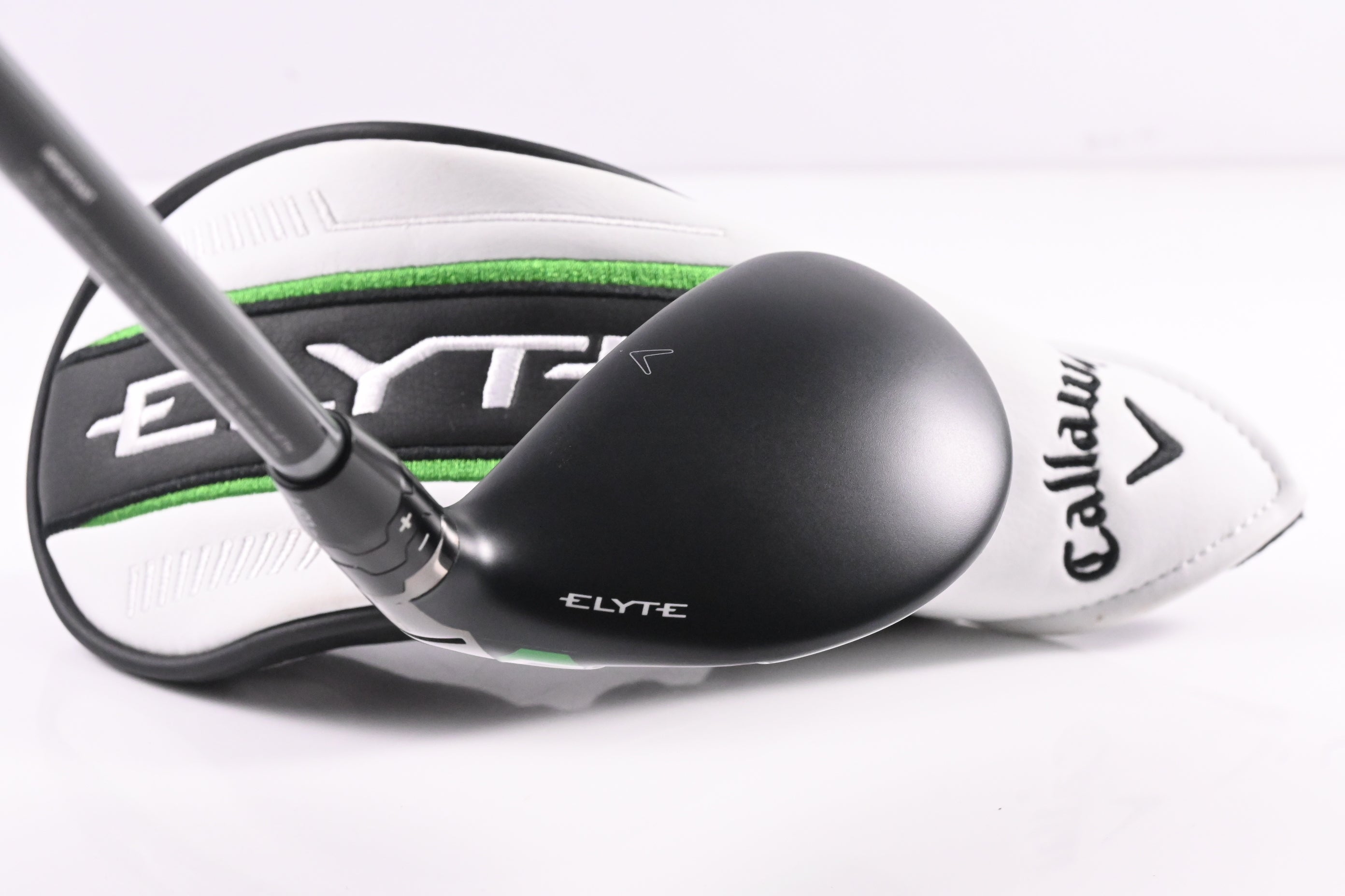 Callaway Elyte #4 Hybrid / 22 Degree / Regular Flex Denali Charcoal 60 Shaft