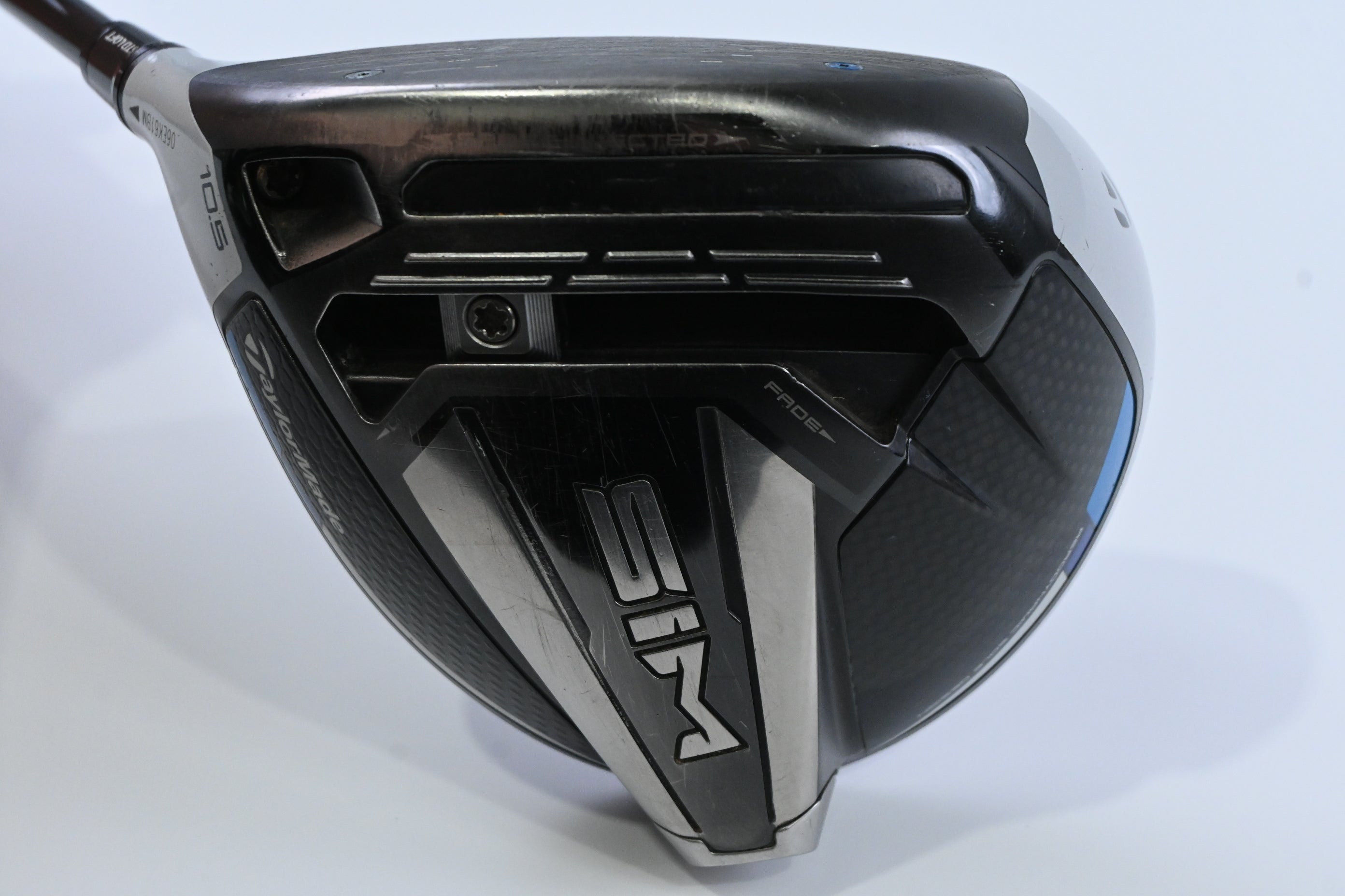 Left Hand Taylormade SIM Driver / 10.5 Degree / Regular Flex Tensei AV Raw Blue