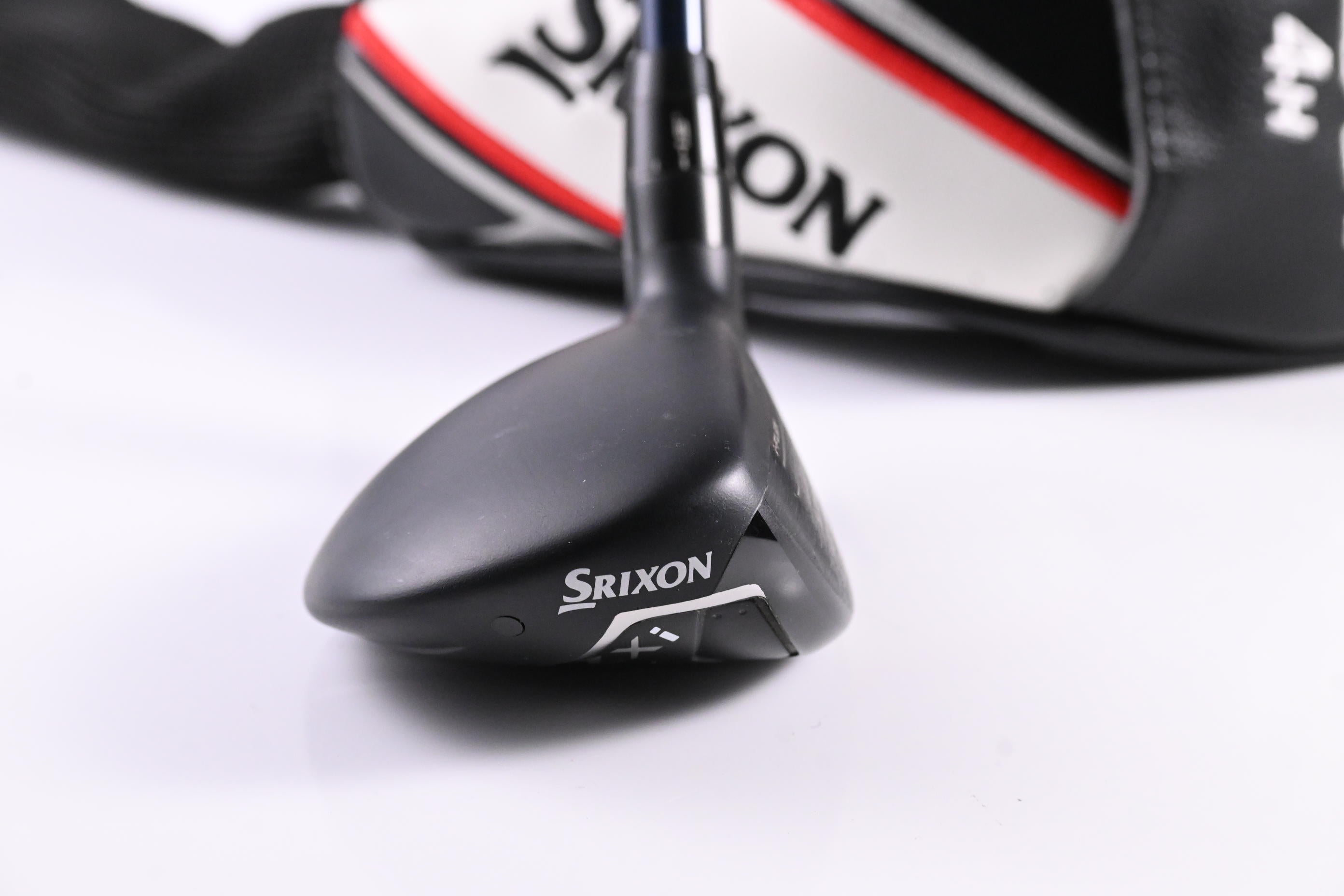 Srixon ZXi #4 Hybrid / 22 Degree / Regular Flex Fujikura Ventus TR Blue 7 Shaft