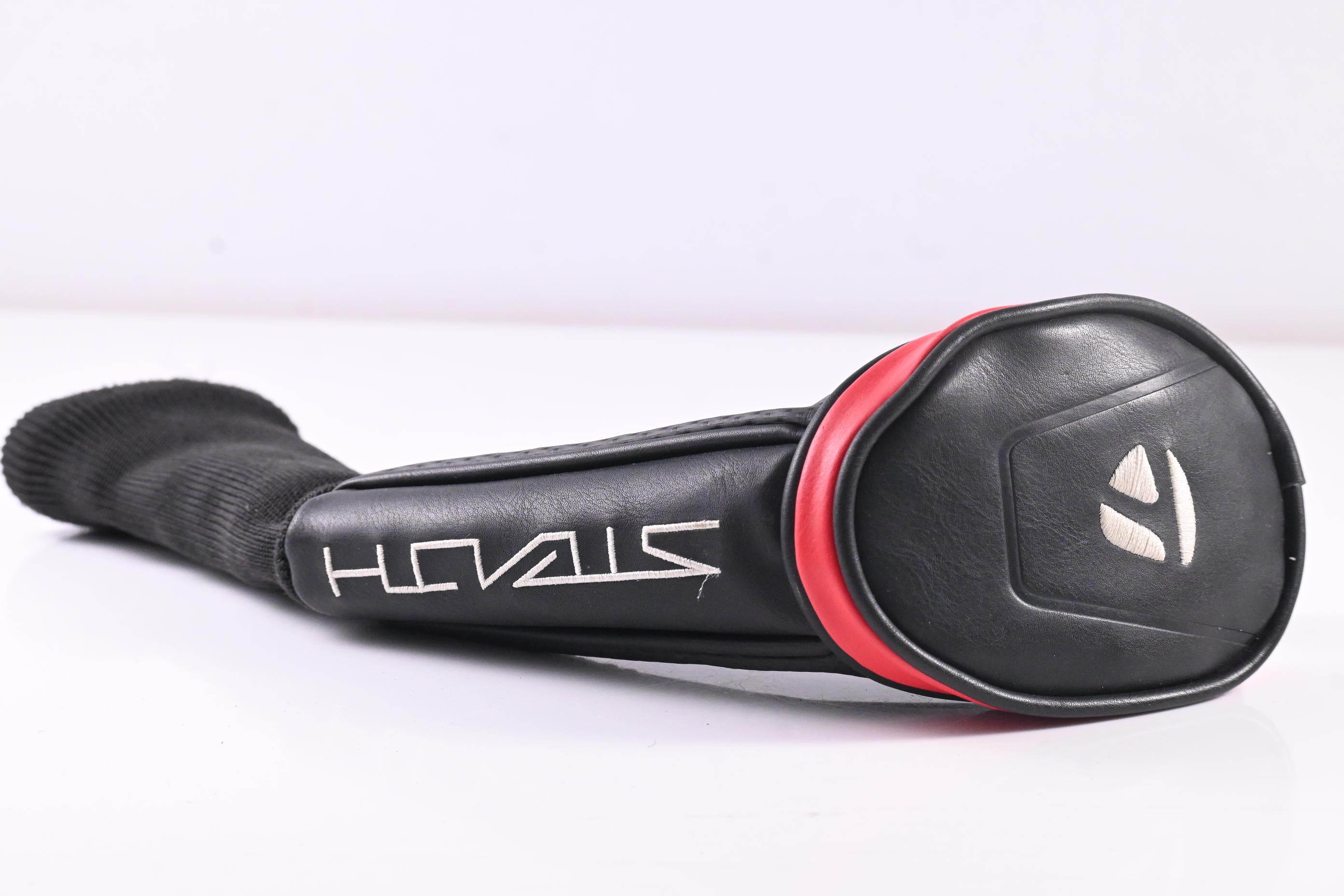 Taylormade Stealth #4 Hybrid / 22 Degree / Regular Flex Fujikura Ventus Red 6