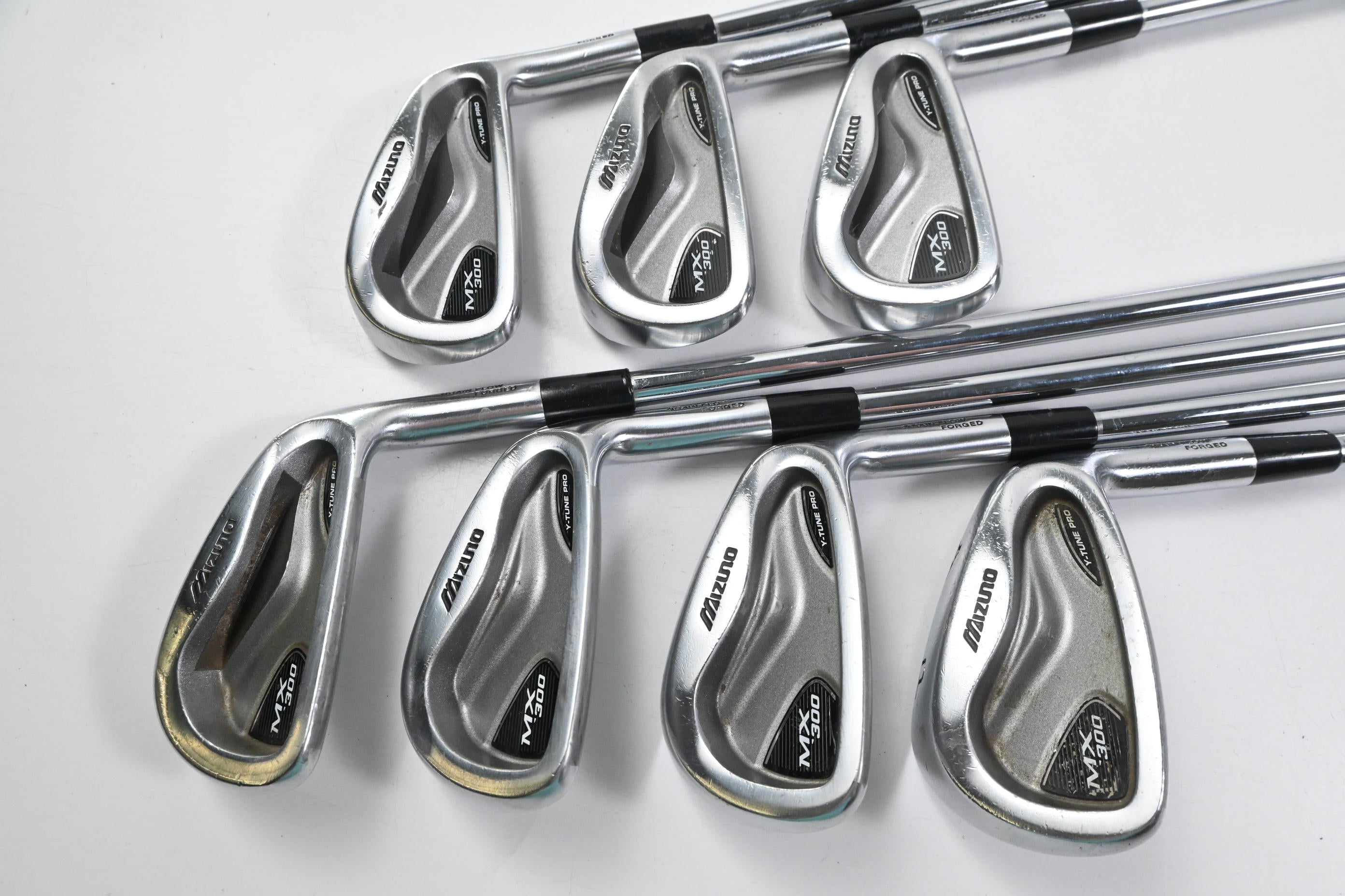 Mizuno MX-300 Irons / 4-PW / Regular Flex Dynalite Gold XP R300 Shafts
