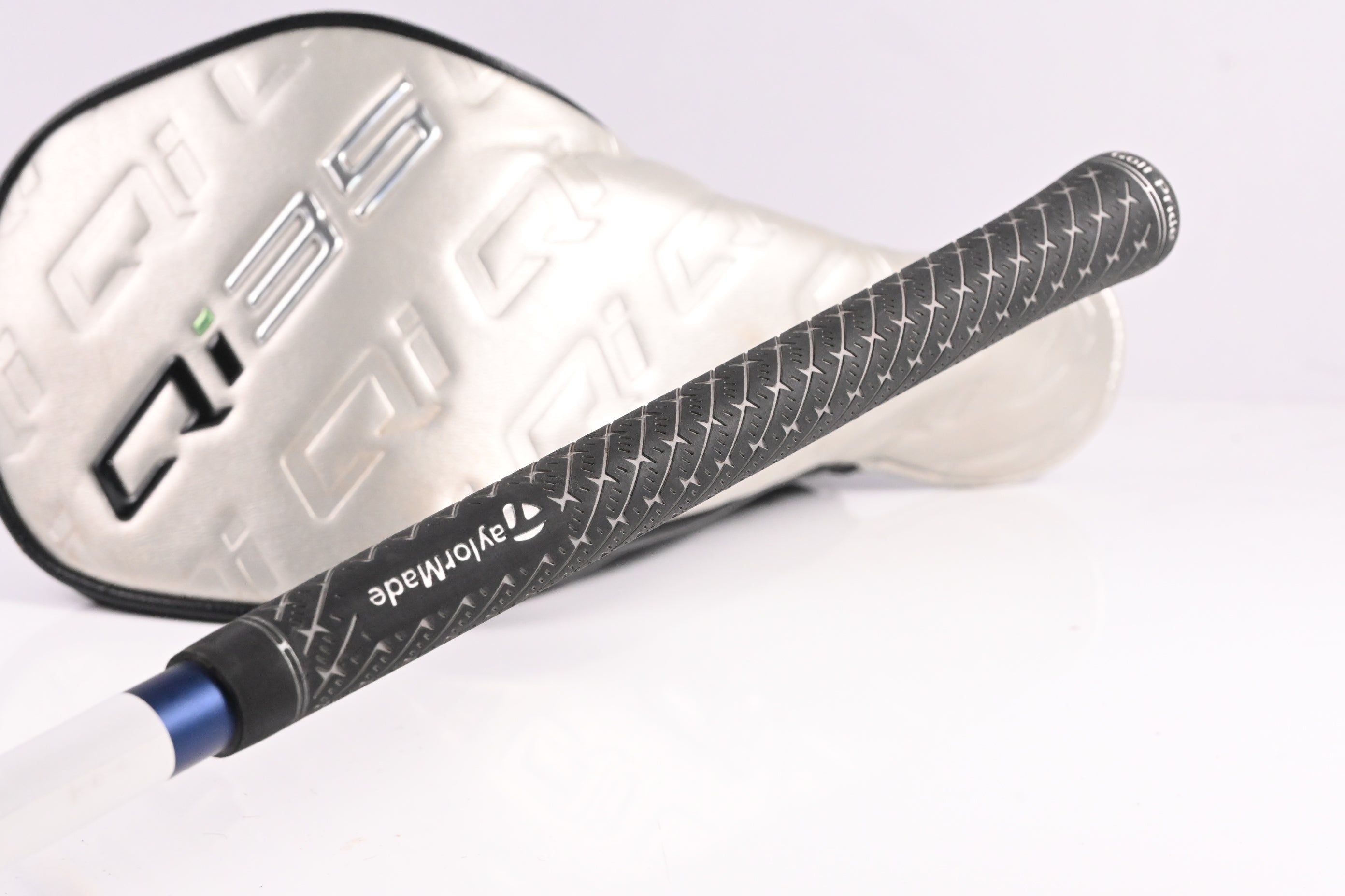 Taylormade Qi35 Driver / 9 Degree / Stiff Flex Fujikura Ventus Blue 5 Shaft