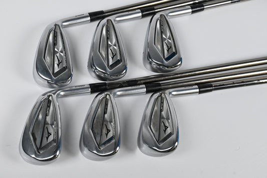 Mizuno JPX 923 Hot Metal Irons / 5-PW / Regular Flex Recoil 95 Shafts