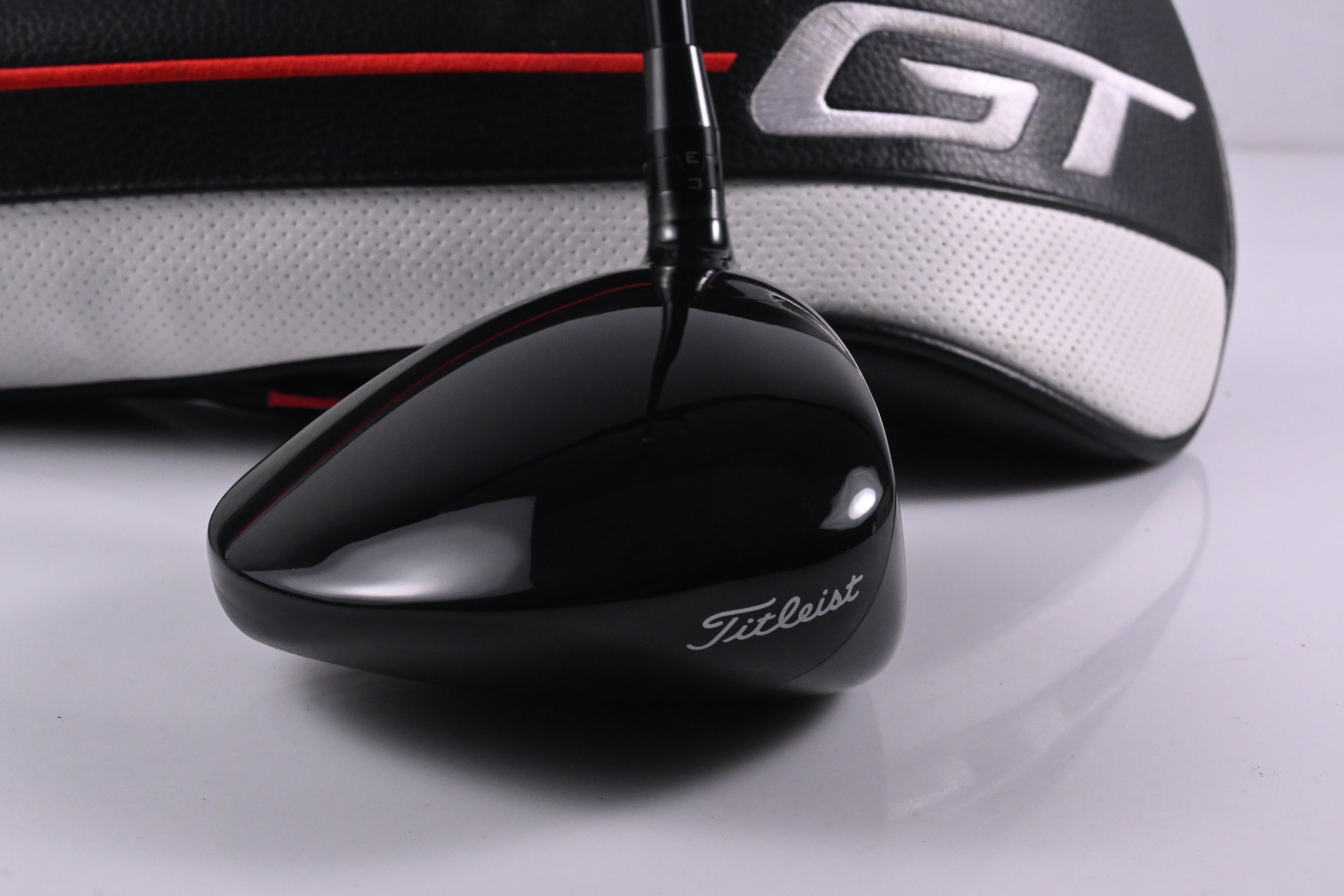 Titleist GT3 Driver / 8 Degree / Stiff Flex Kuro Kage Black 55 Shaft