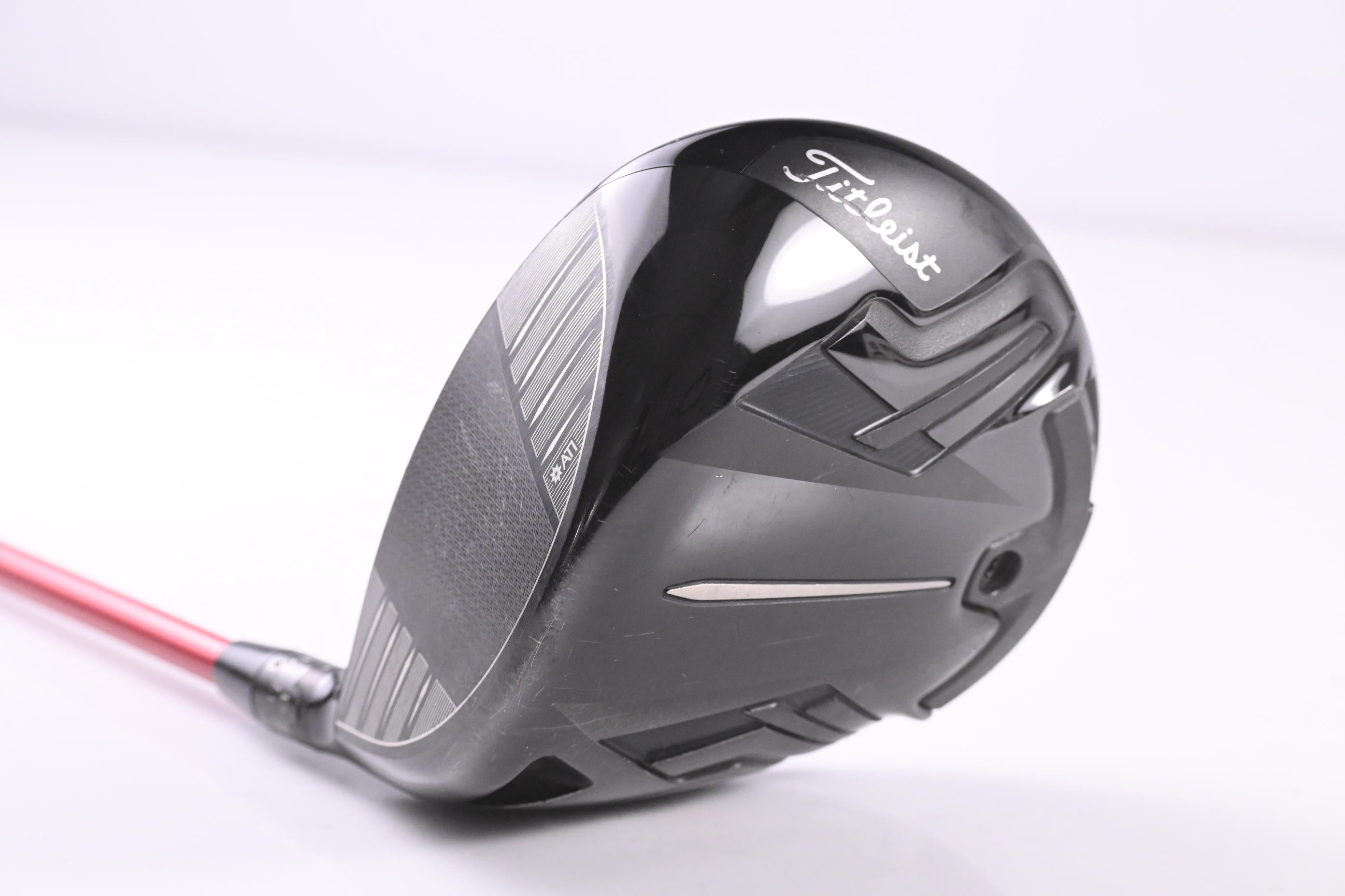 Left Hand Titleist TSi3 Driver / 10 Degree / Regular Flex Ventus Red 5 Shaft