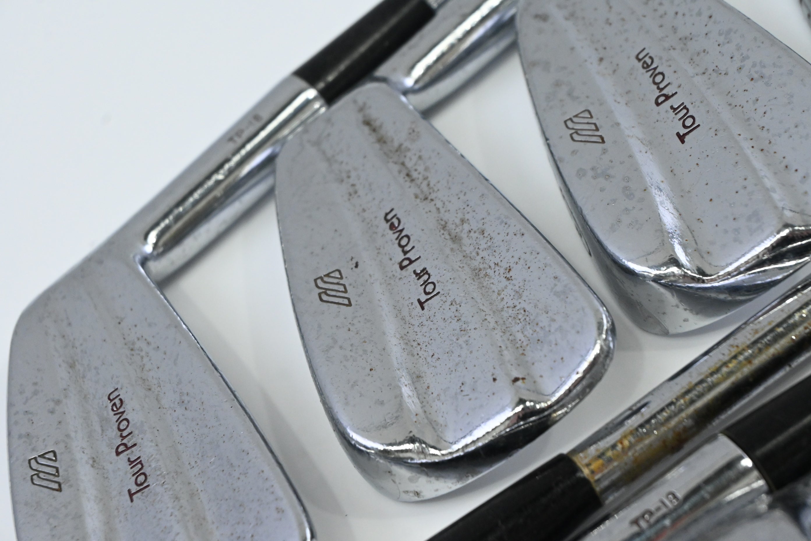 Mizuno TP-18 Irons / 3-PW+SW / Stiff Flex Dynamic Gold S400 Shafts