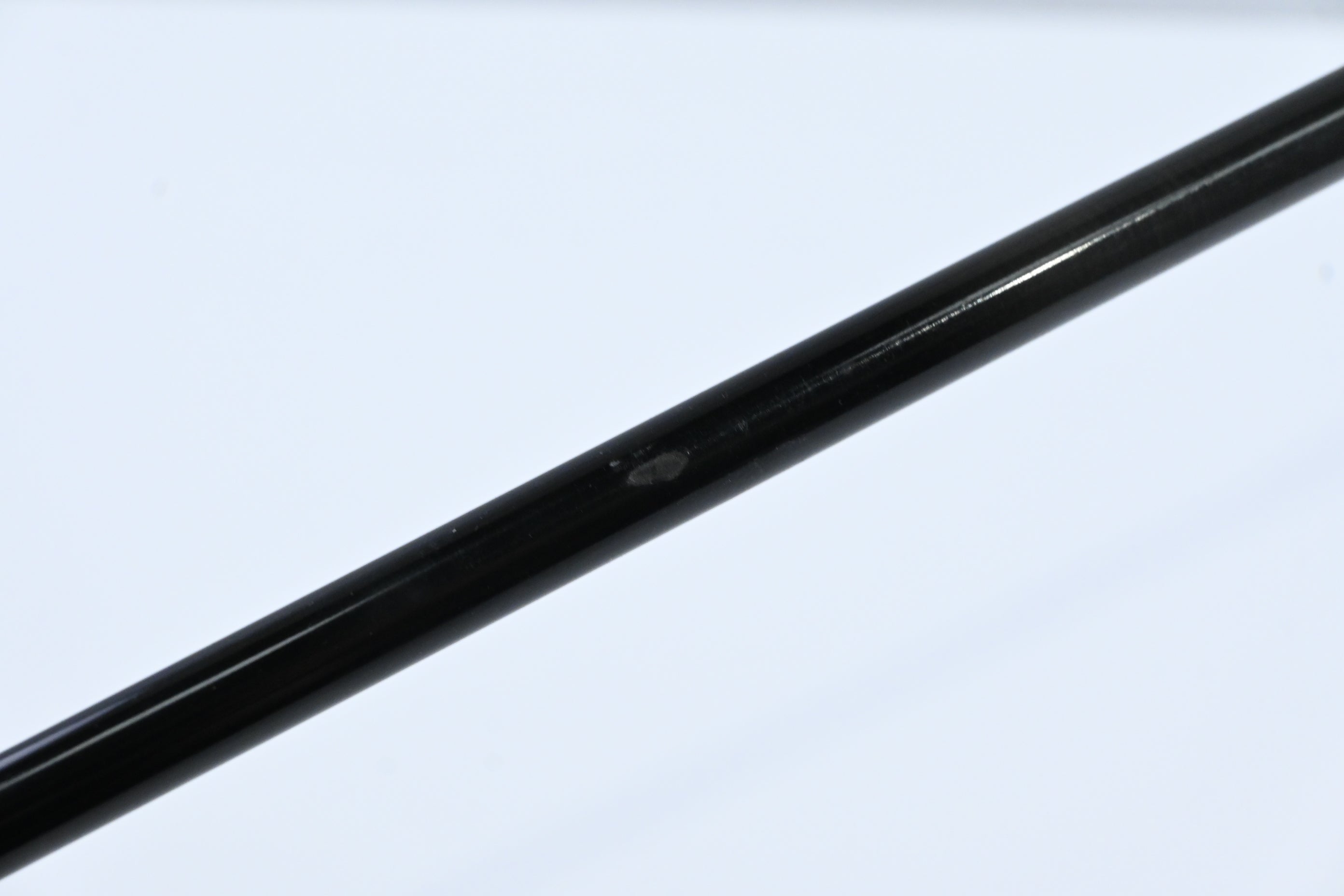 Left Hand Taylormade SIM Driver / 10.5 Degree / Regular Flex Tensei AV Raw Blue