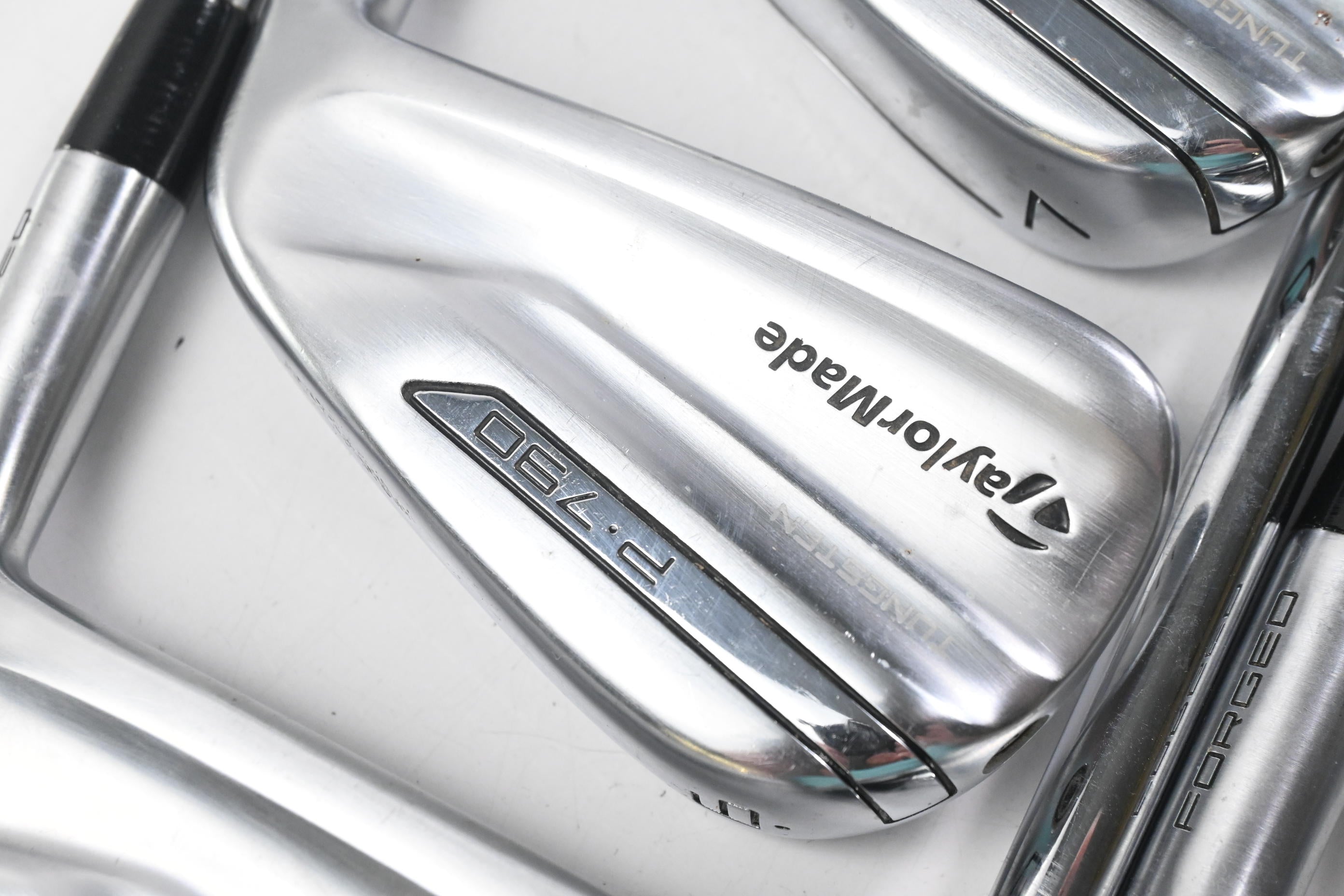 Taylormade P790 2017 Irons / 5-PW+GW / Stiff Flex N.S.Pro Modus3 Tour105 Shafts