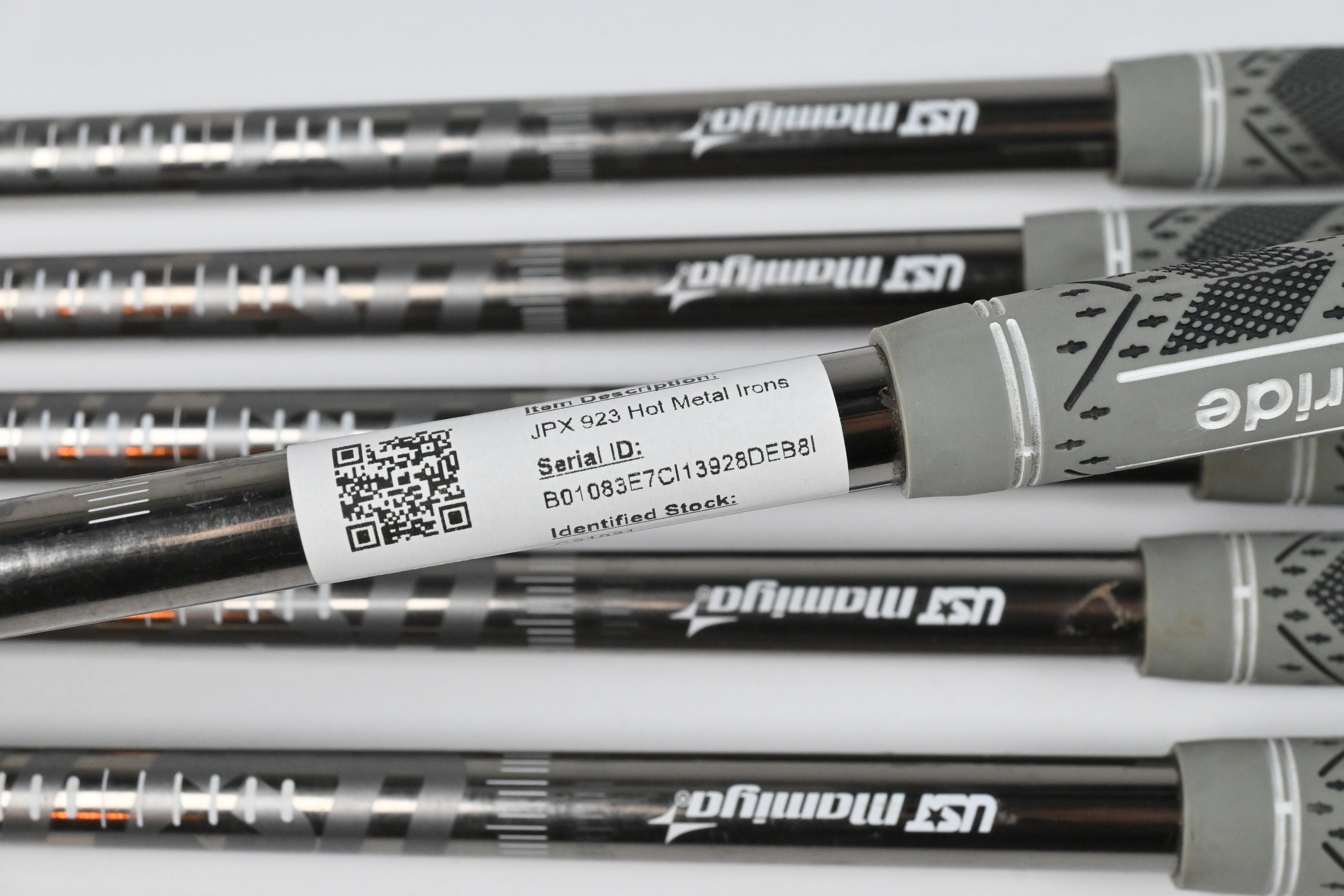 Mizuno JPX 923 Hot Metal Irons / 5-PW / Regular Flex Recoil 95 Shafts