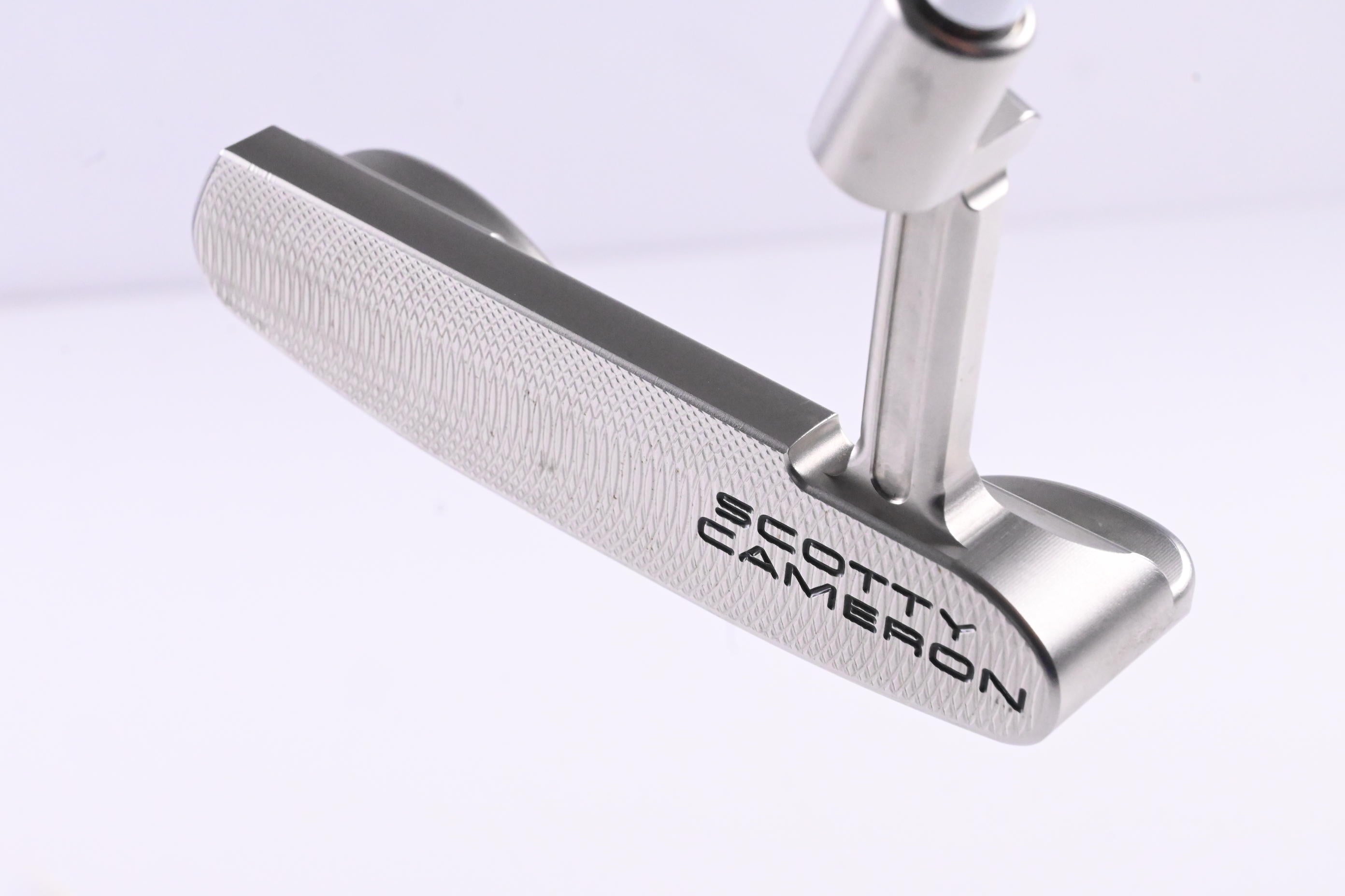 Scotty Cameron Super Select Newport Putter / 33 Inch